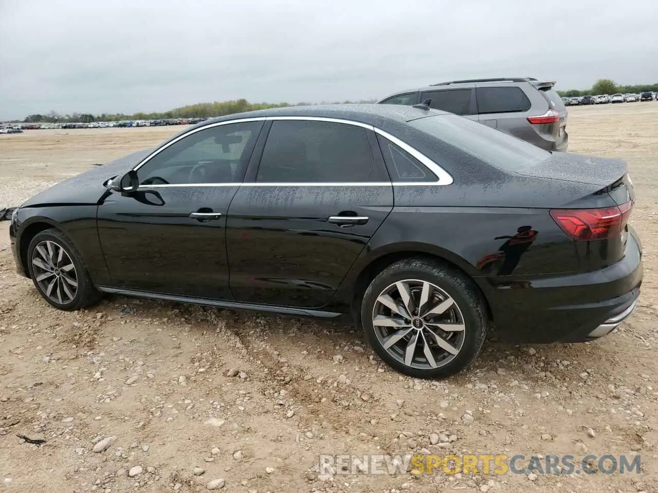 2 fotografías del automóvil dañado WAUABAF44PN014864 AUDI A4 2023