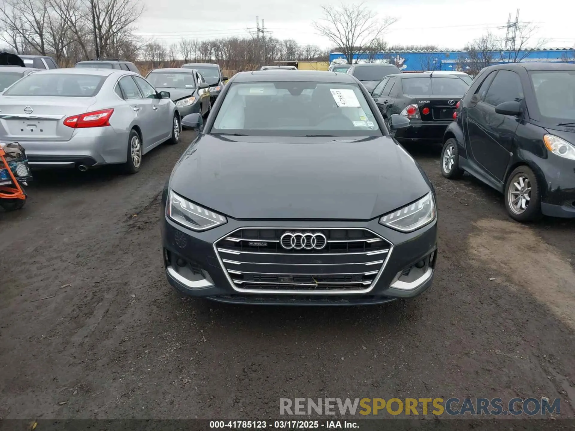 12 fotografías del automóvil dañado WAUABAF46PA021970 AUDI A4 2023
