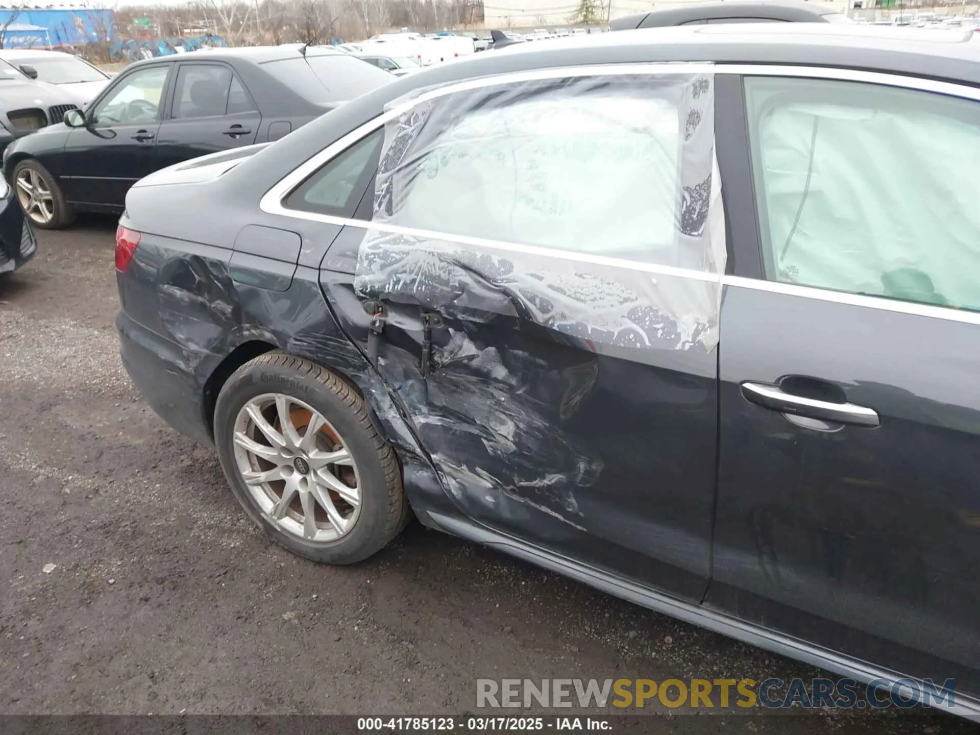 6 fotografías del automóvil dañado WAUABAF46PA021970 AUDI A4 2023