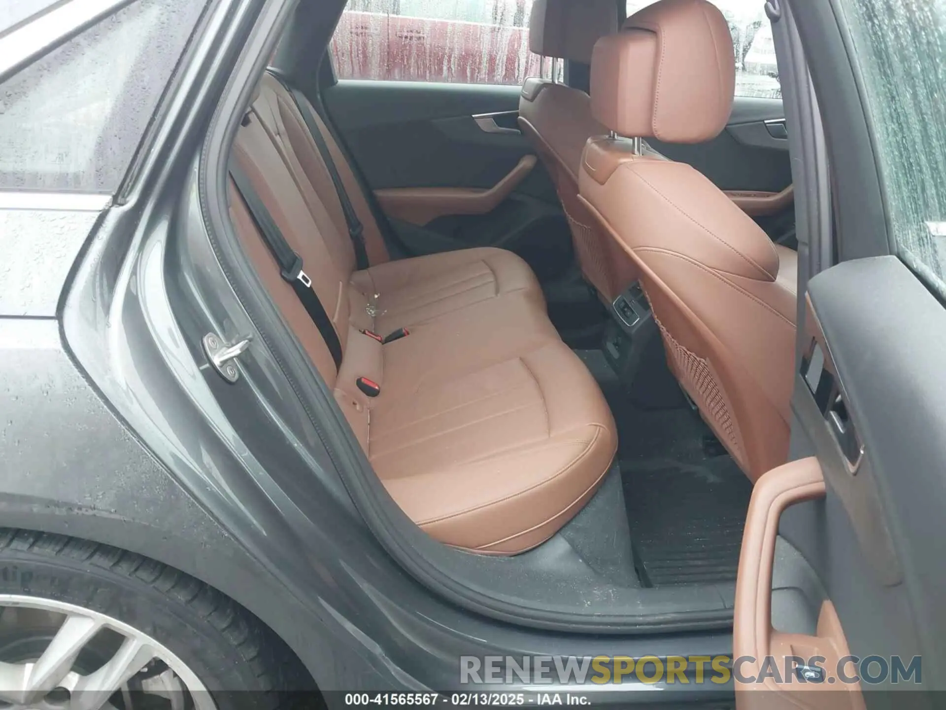 8 fotografías del automóvil dañado WAUDAAF44PN013763 AUDI A4 2023