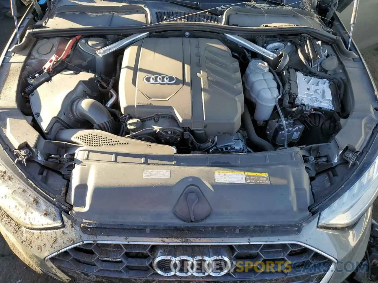 11 fotografías del automóvil dañado WAUEAAF40PN001646 AUDI A4 2023
