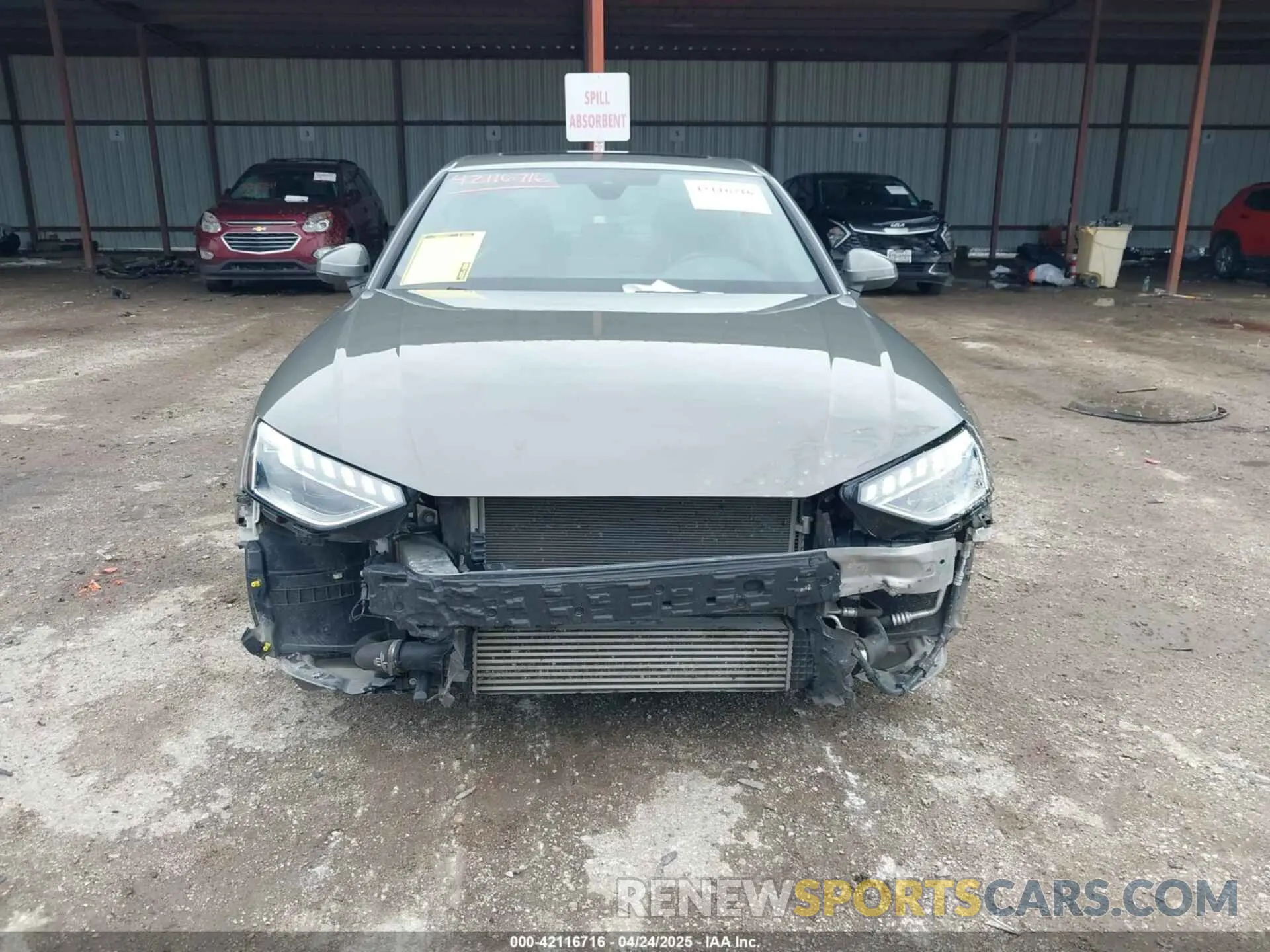 12 fotografías del automóvil dañado WAUEAAF40PN003736 AUDI A4 2023