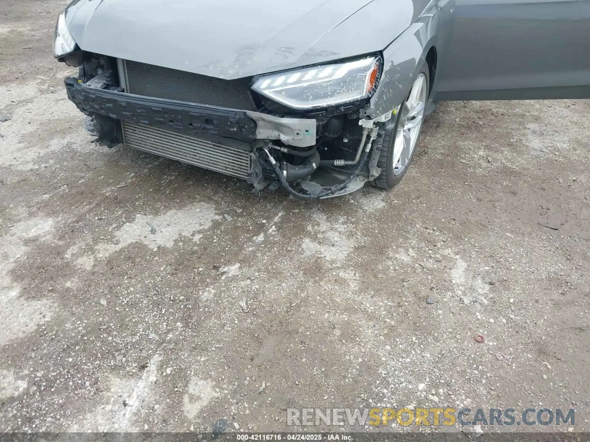6 fotografías del automóvil dañado WAUEAAF40PN003736 AUDI A4 2023