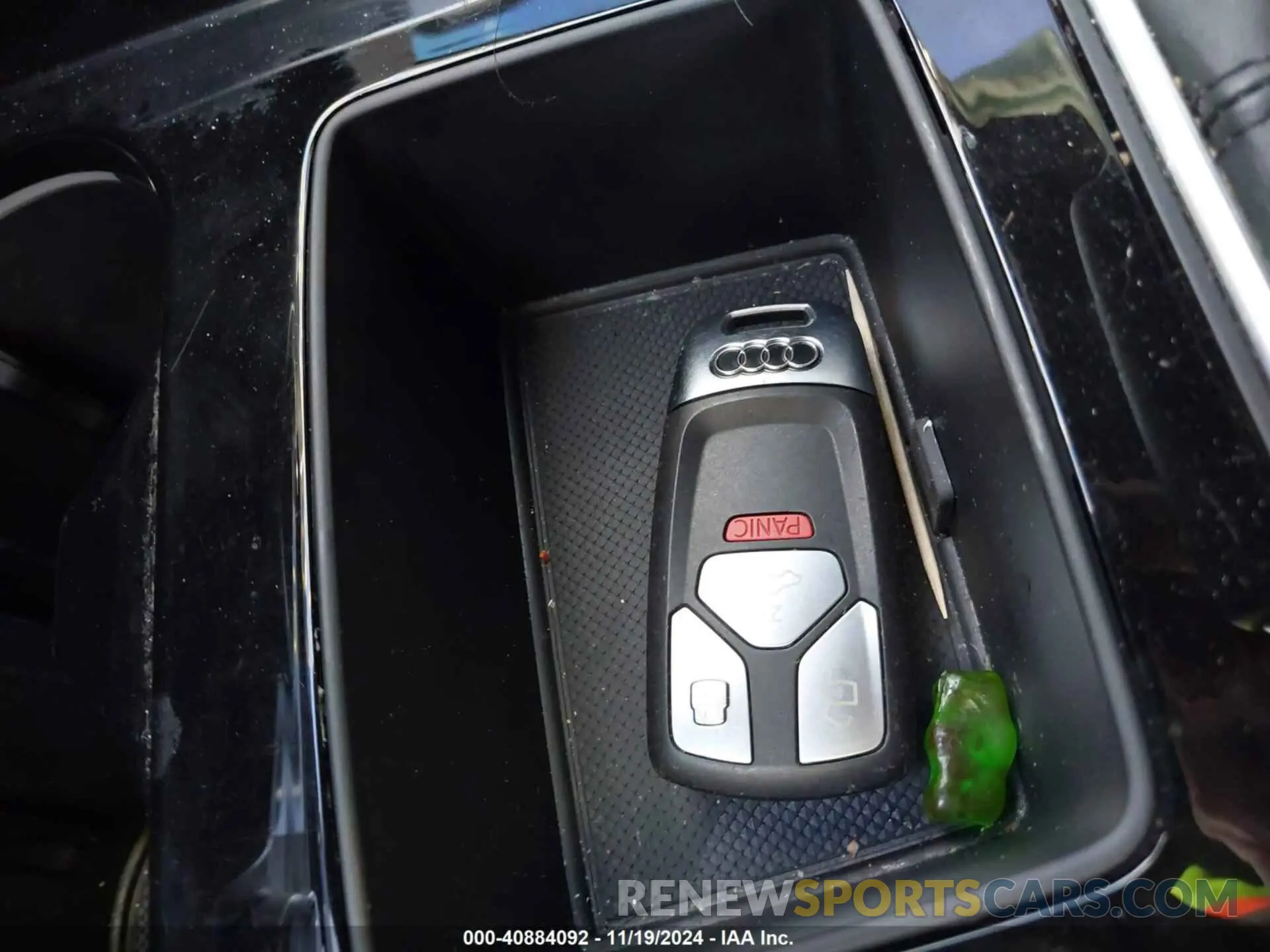 11 fotografías del automóvil dañado WAUEAAF40PN009794 AUDI A4 2023