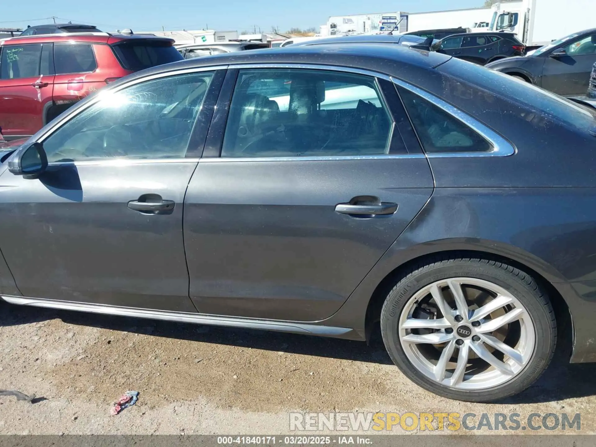14 fotografías del automóvil dañado WAUEAAF41PN003017 AUDI A4 2023