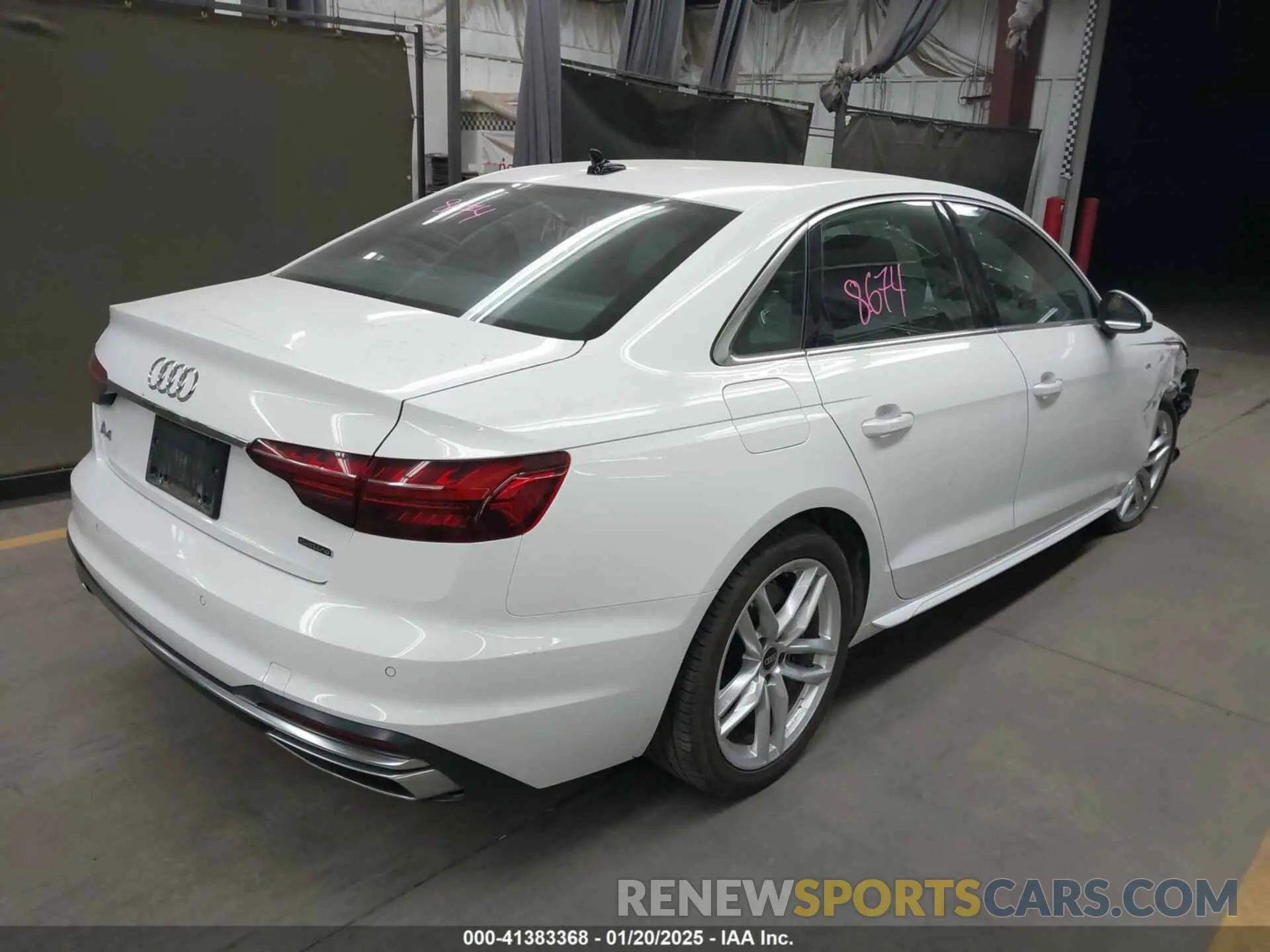 4 fotografías del automóvil dañado WAUEAAF42PN002863 AUDI A4 2023