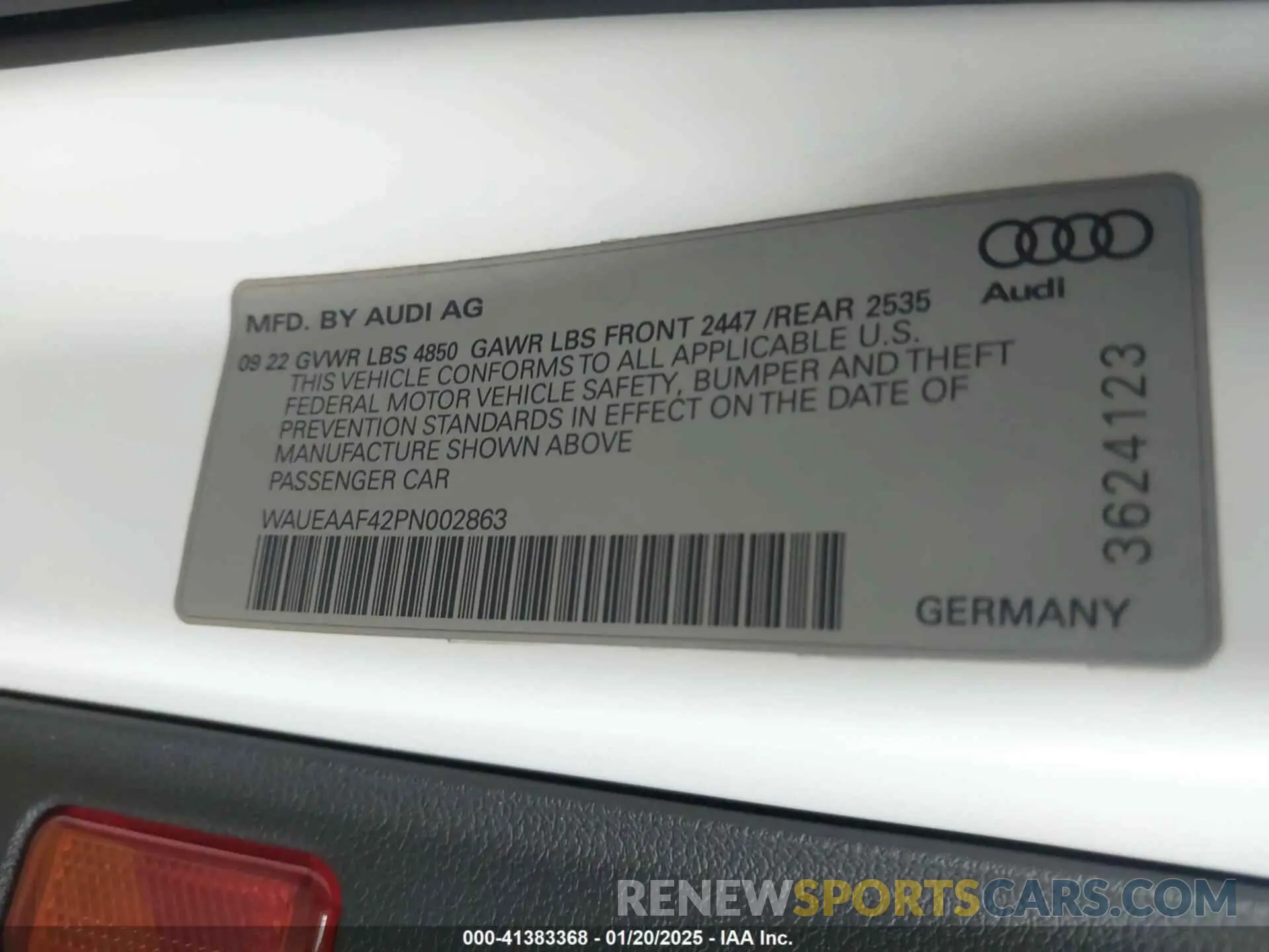 9 fotografías del automóvil dañado WAUEAAF42PN002863 AUDI A4 2023