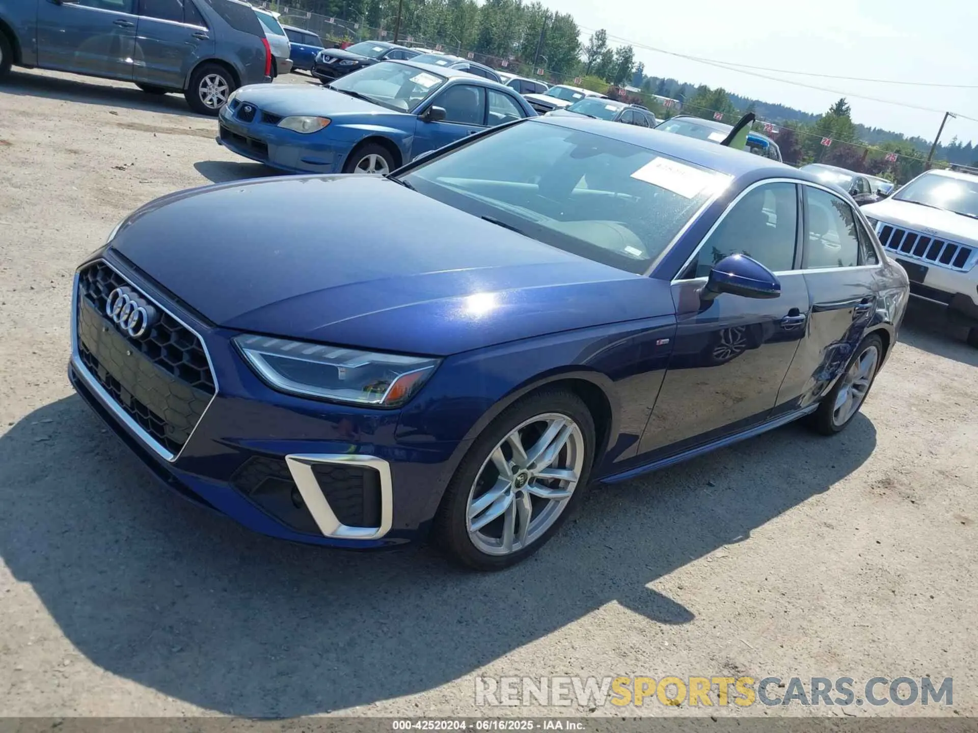 2 fotografías del automóvil dañado WAUEAAF42PN017346 AUDI A4 2023