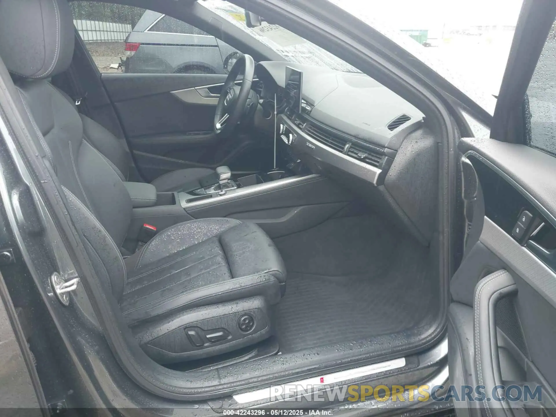 5 fotografías del automóvil dañado WAUEAAF45PA016313 AUDI A4 2023