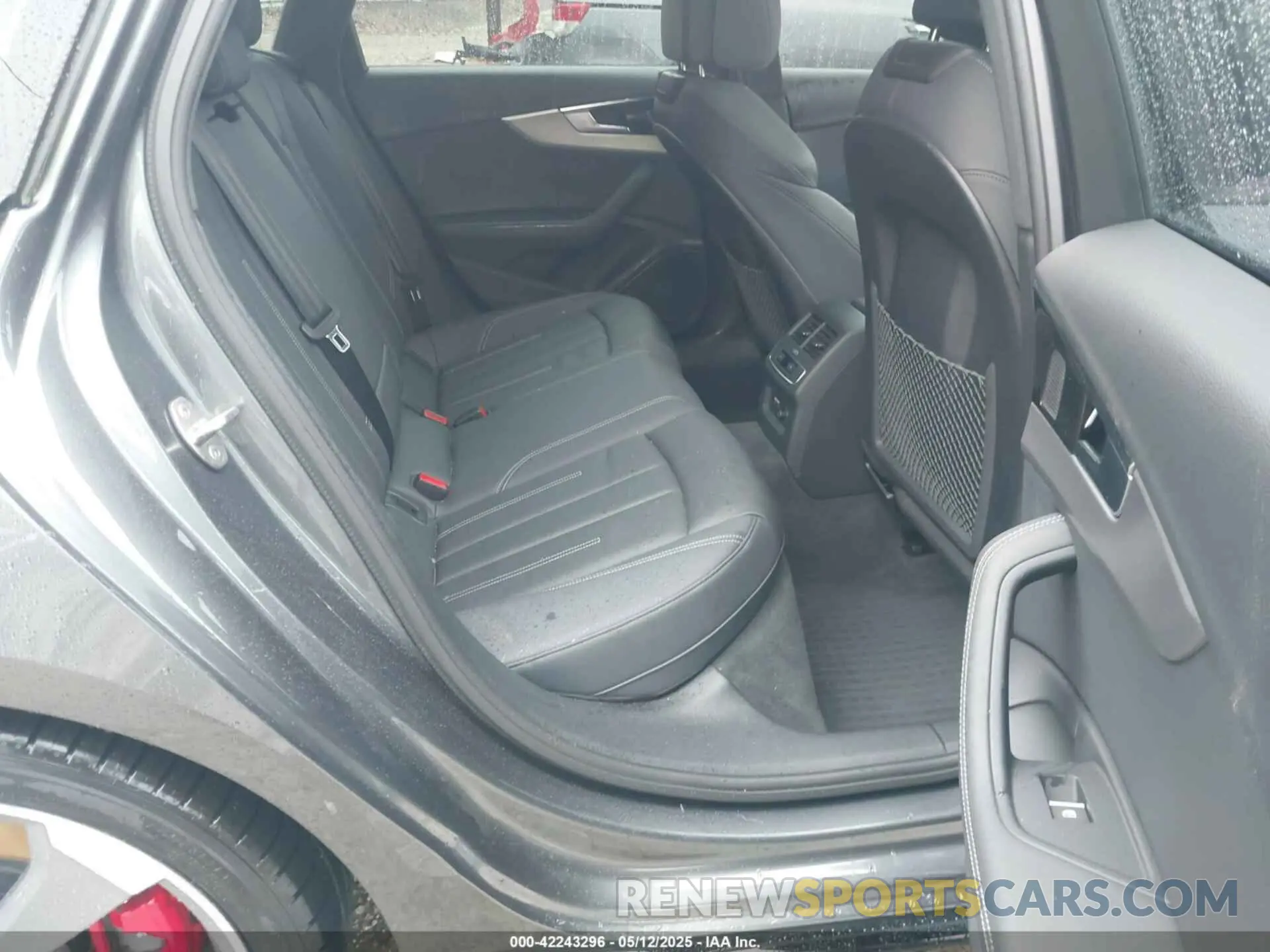 8 fotografías del automóvil dañado WAUEAAF45PA016313 AUDI A4 2023