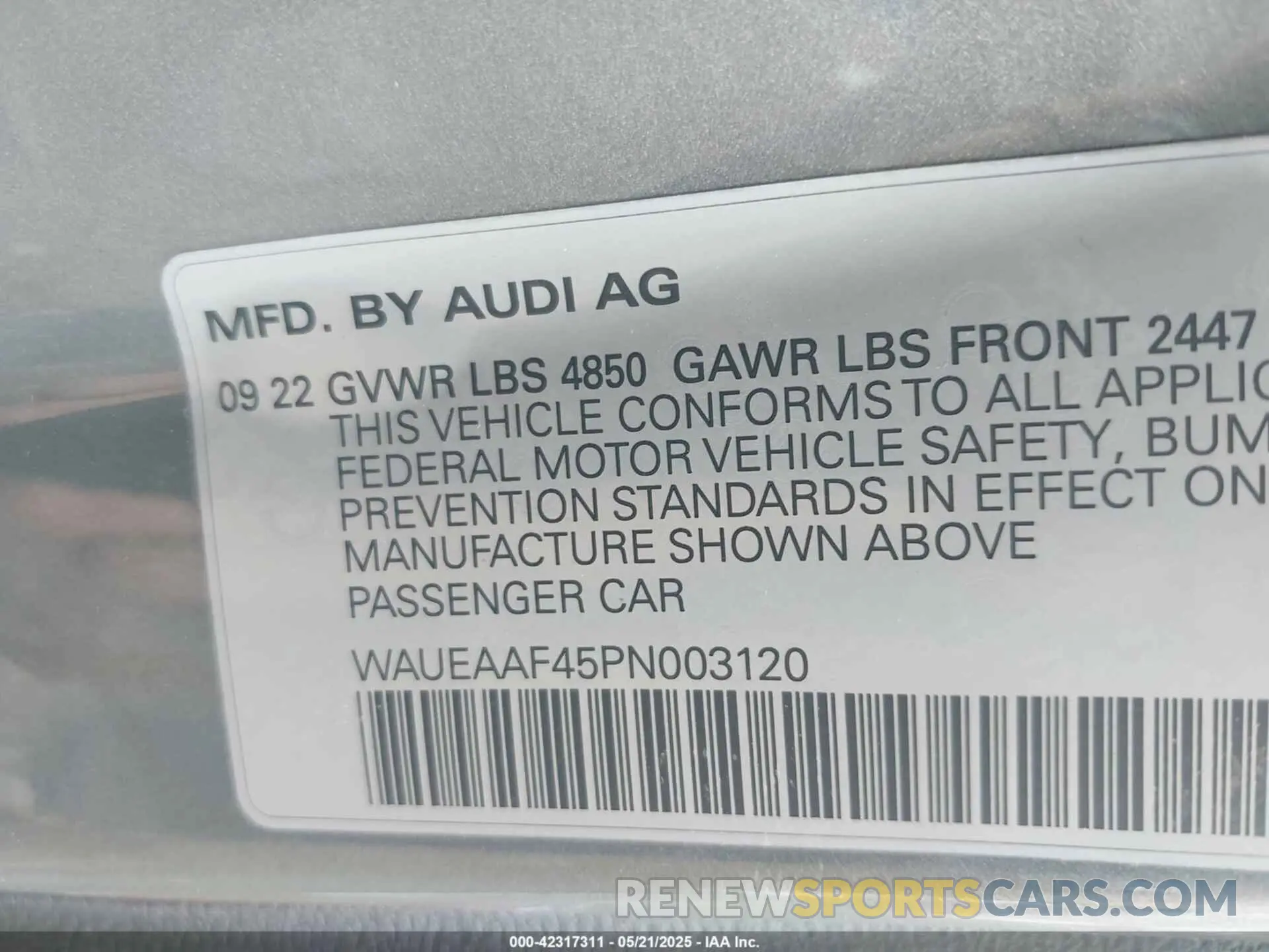 9 fotografías del automóvil dañado WAUEAAF45PN003120 AUDI A4 2023