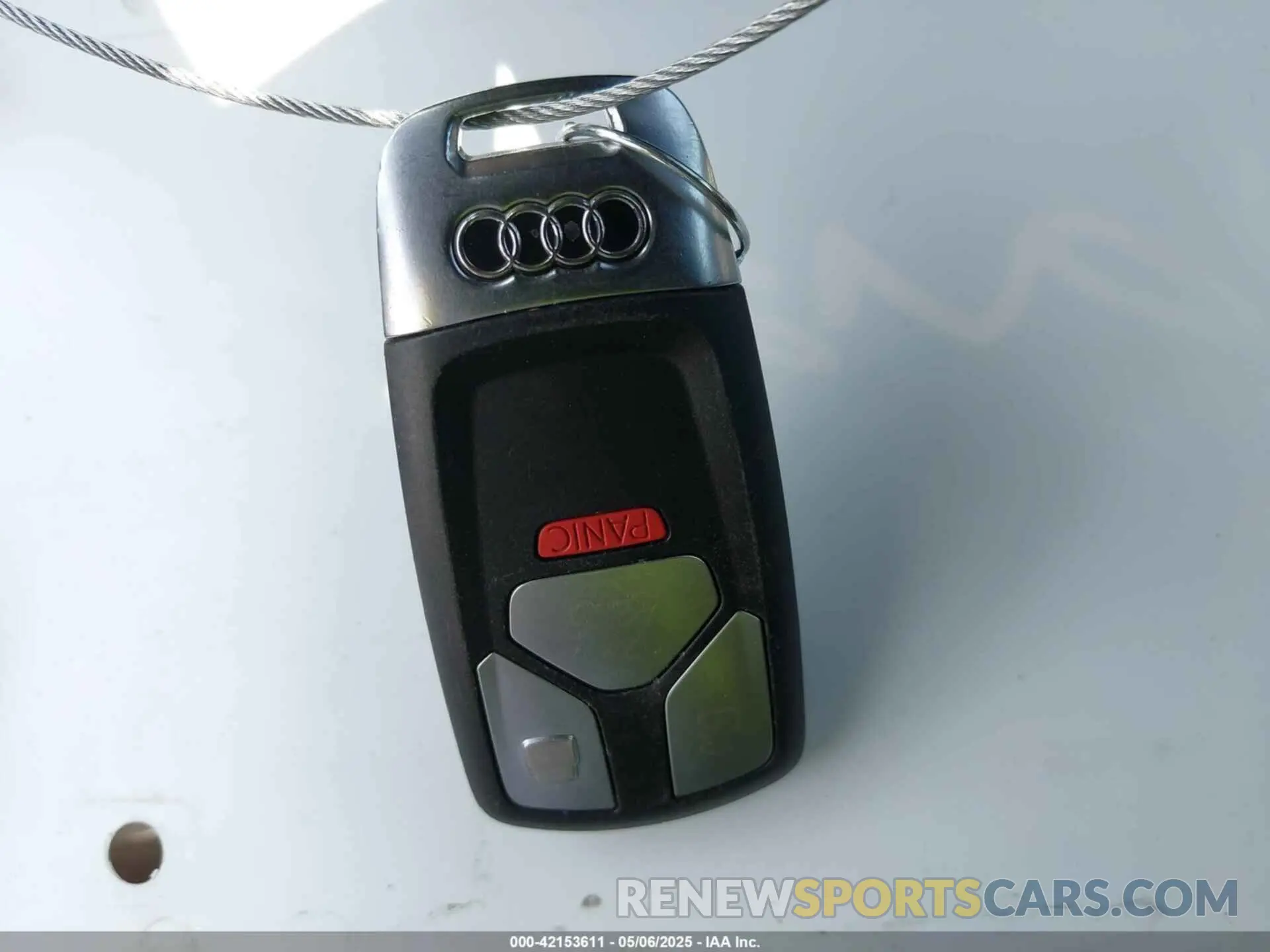 11 fotografías del automóvil dañado WAUEAAF45PN006549 AUDI A4 2023
