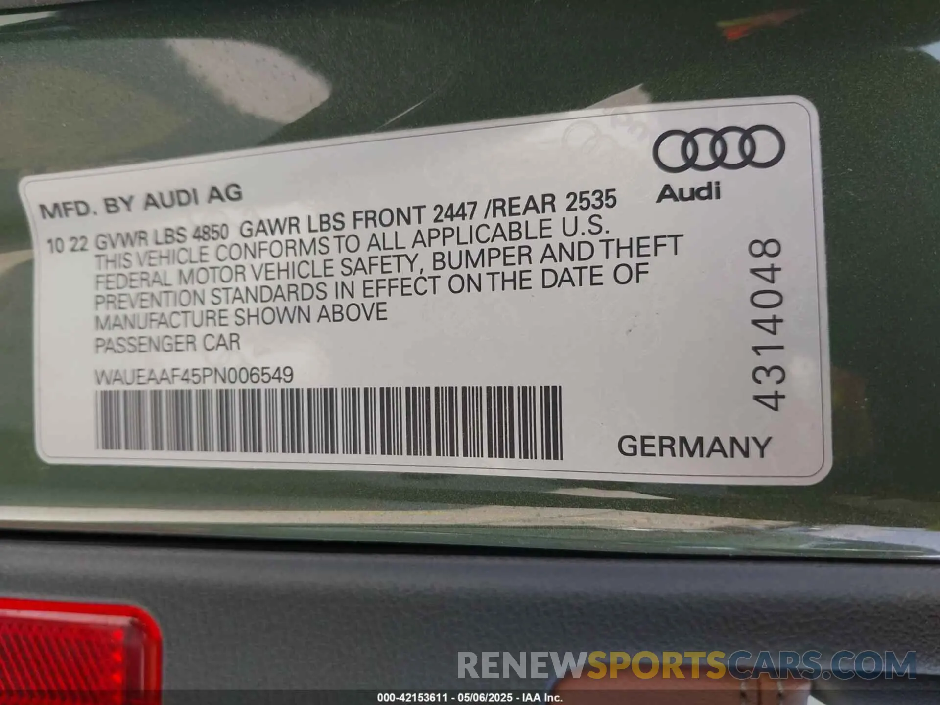 9 fotografías del automóvil dañado WAUEAAF45PN006549 AUDI A4 2023
