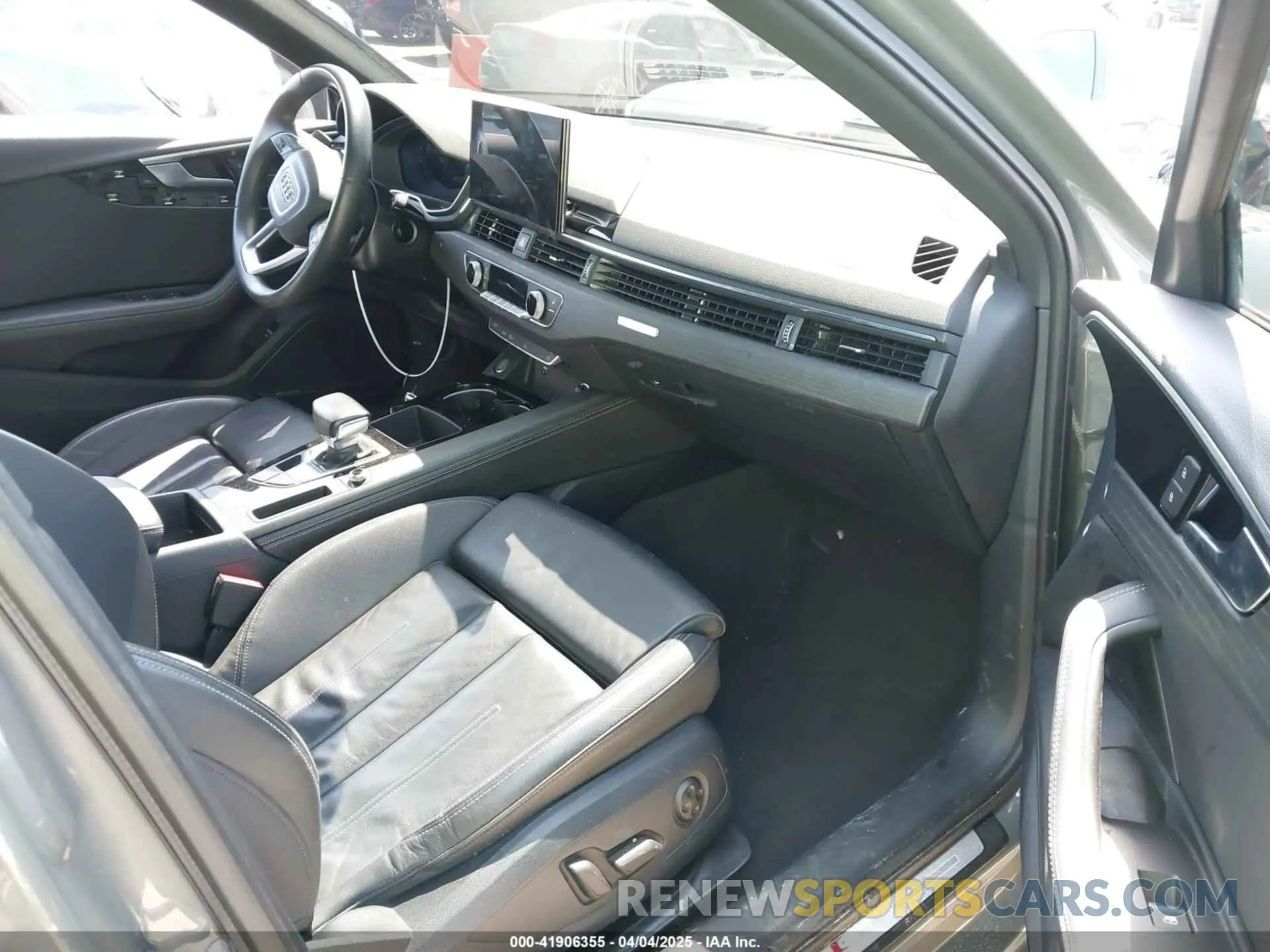 5 fotografías del automóvil dañado WAUEAAF45PN007135 AUDI A4 2023
