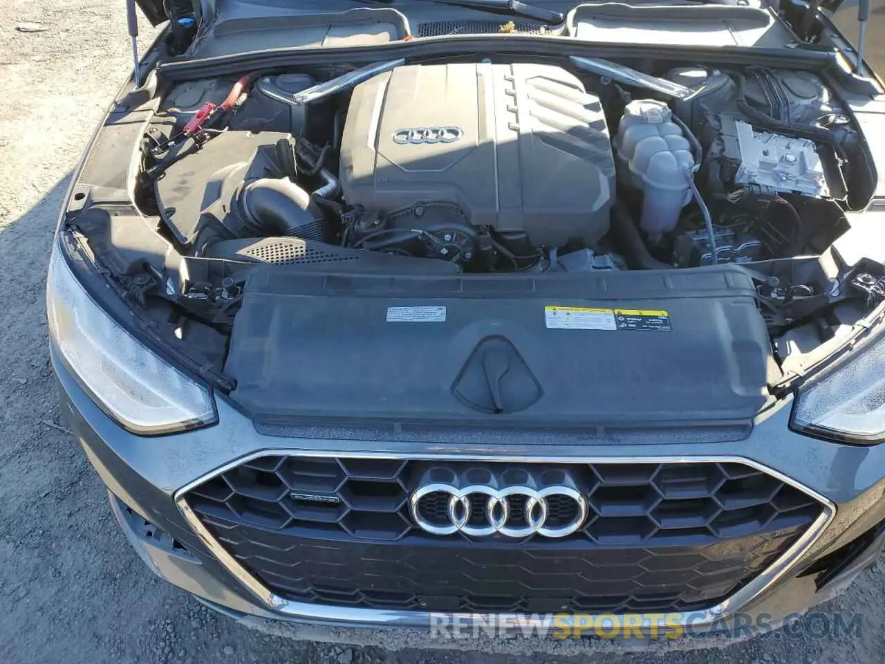 11 fotografías del automóvil dañado WAUEAAF45PN011623 AUDI A4 2023