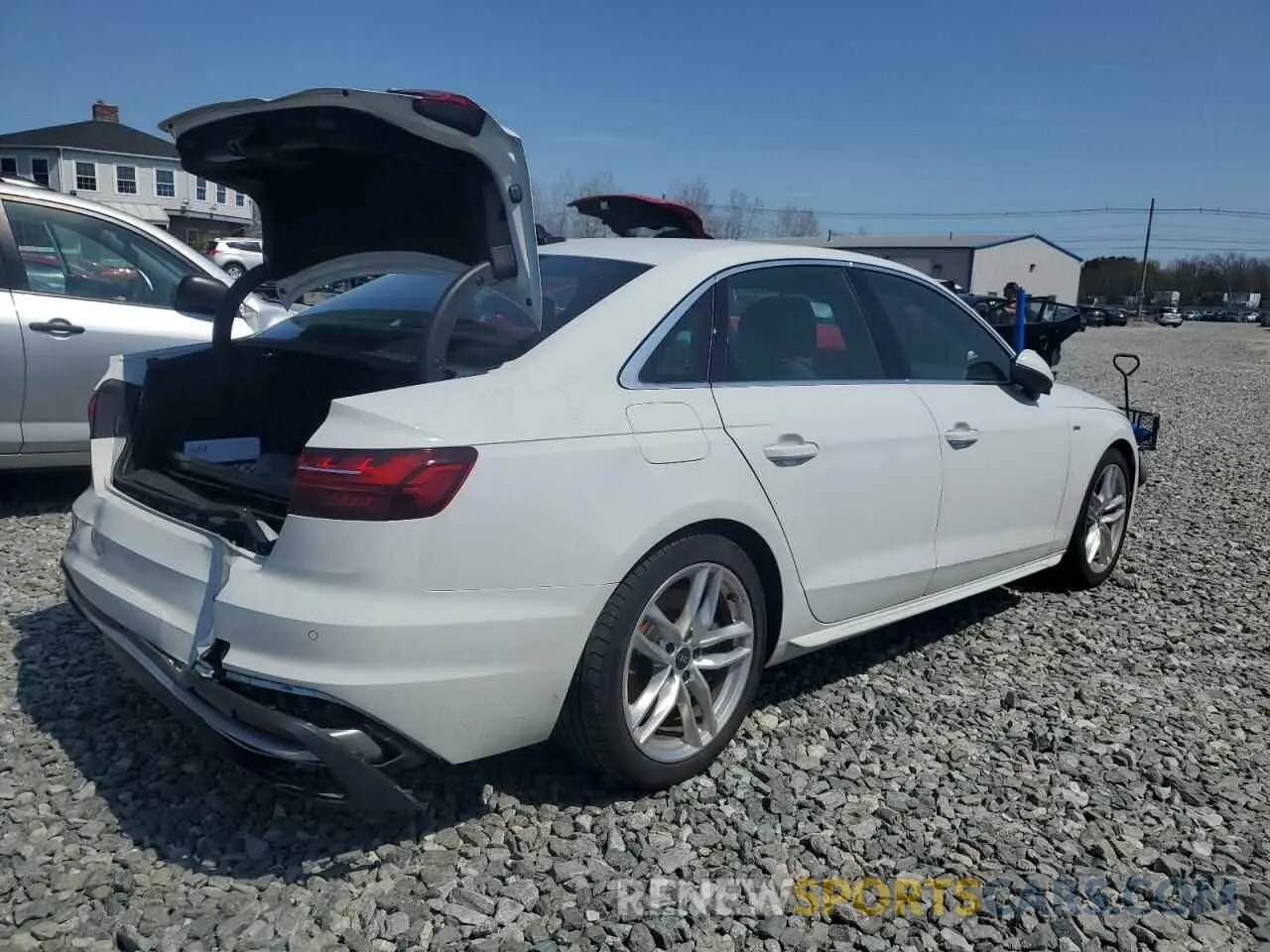 3 fotografías del automóvil dañado WAUEAAF46PN001442 AUDI A4 2023