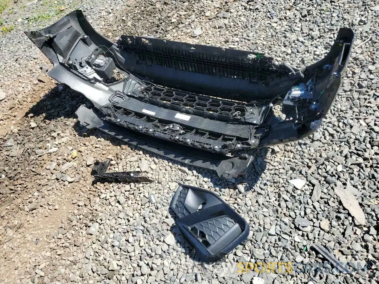12 fotografías del automóvil dañado WAUEAAF47PA005572 AUDI A4 2023