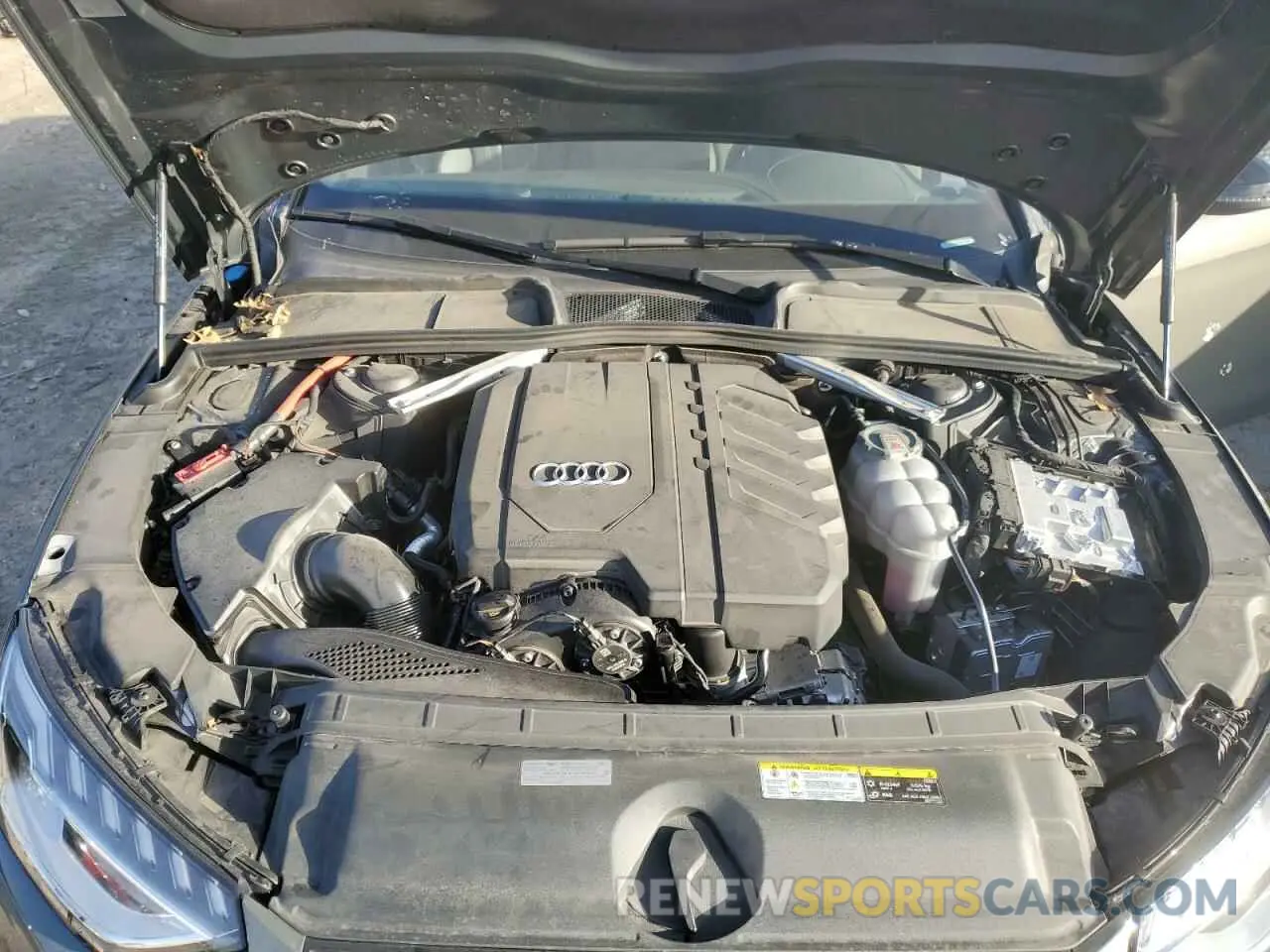 13 fotografías del automóvil dañado WAUEAAF47PA013459 AUDI A4 2023
