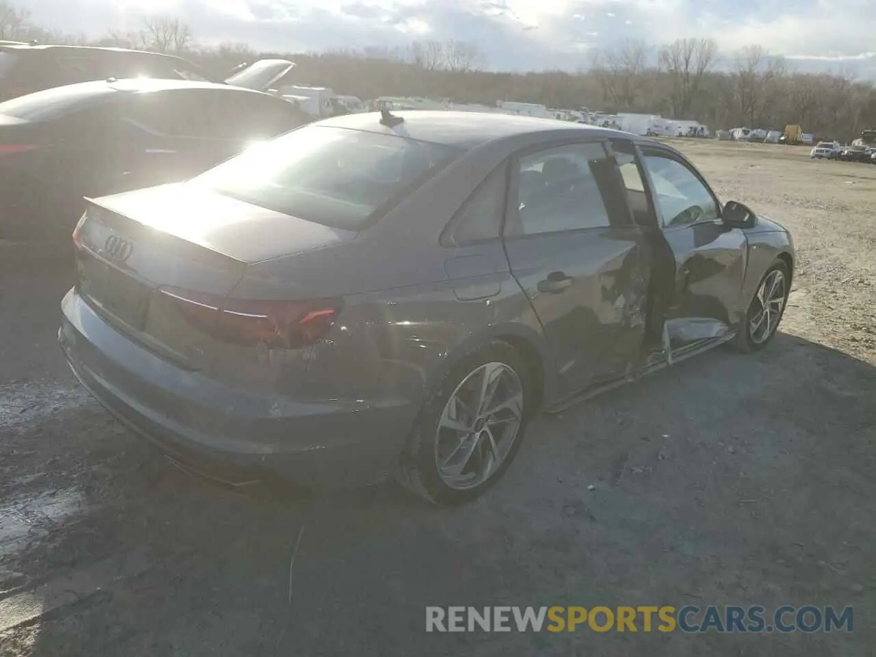 3 fotografías del automóvil dañado WAUEAAF47PA013459 AUDI A4 2023