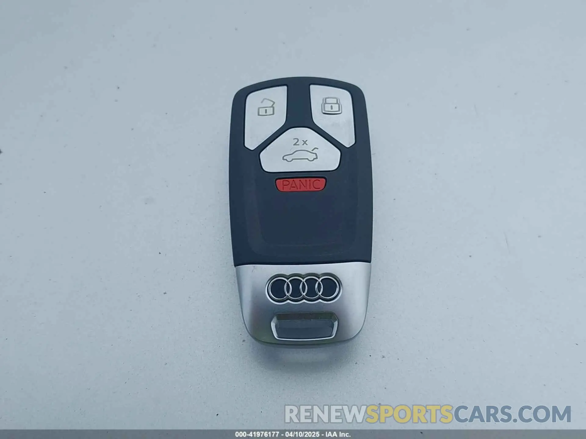 11 fotografías del automóvil dañado WAUEAAF48PA037009 AUDI A4 2023