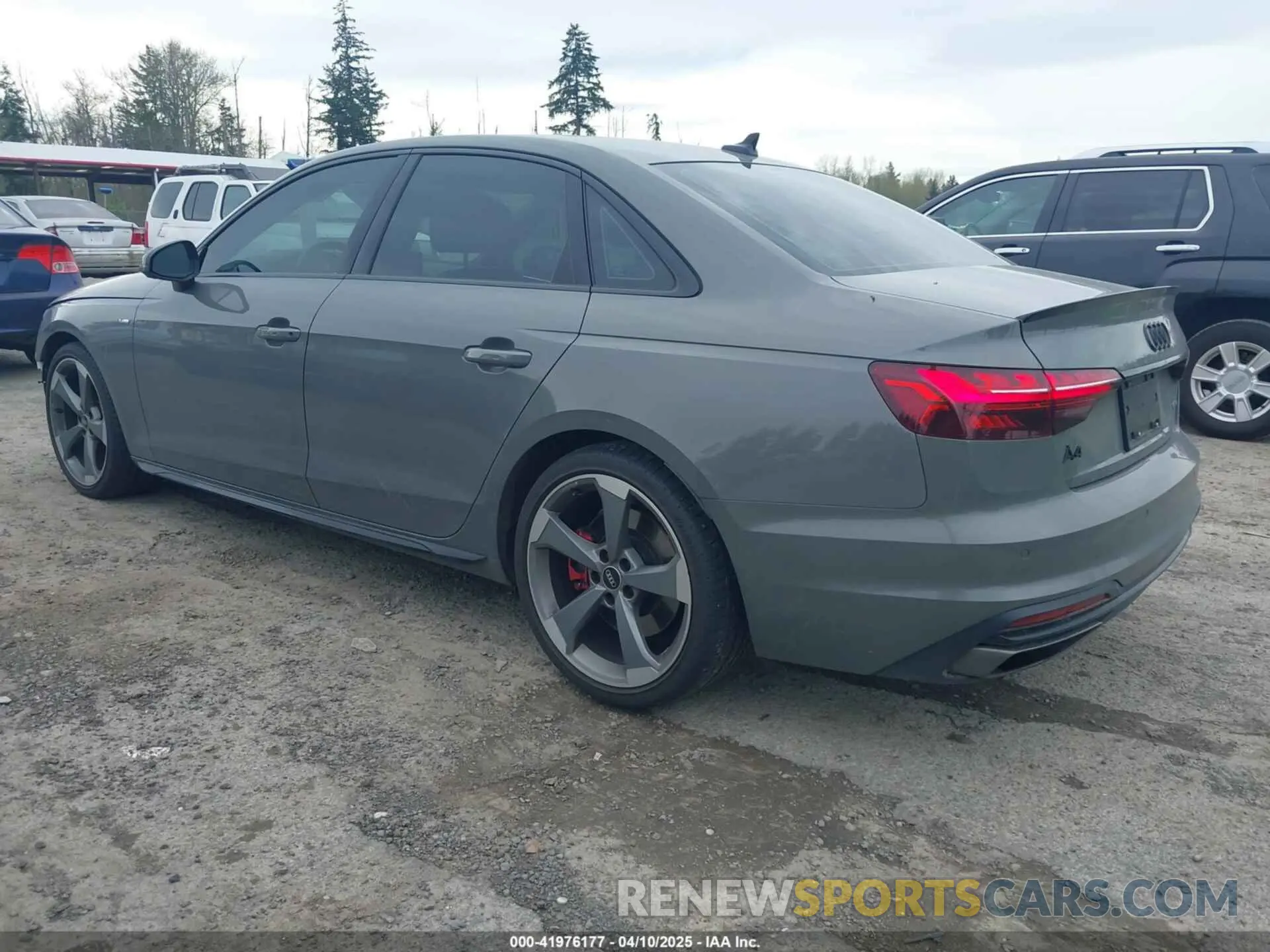 3 fotografías del automóvil dañado WAUEAAF48PA037009 AUDI A4 2023