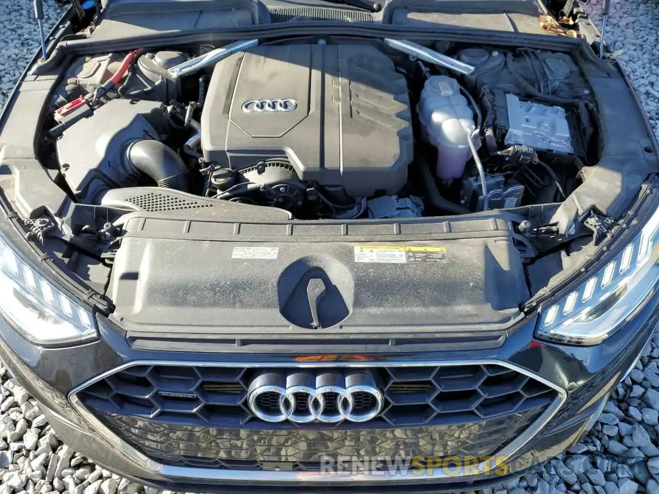 11 fotografías del automóvil dañado WAUEAAF48PN001846 AUDI A4 2023