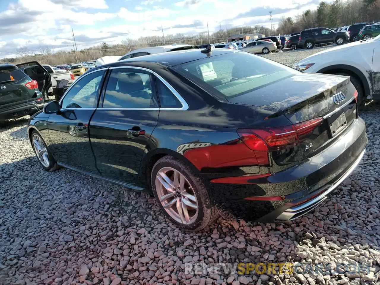 2 fotografías del automóvil dañado WAUEAAF48PN001846 AUDI A4 2023