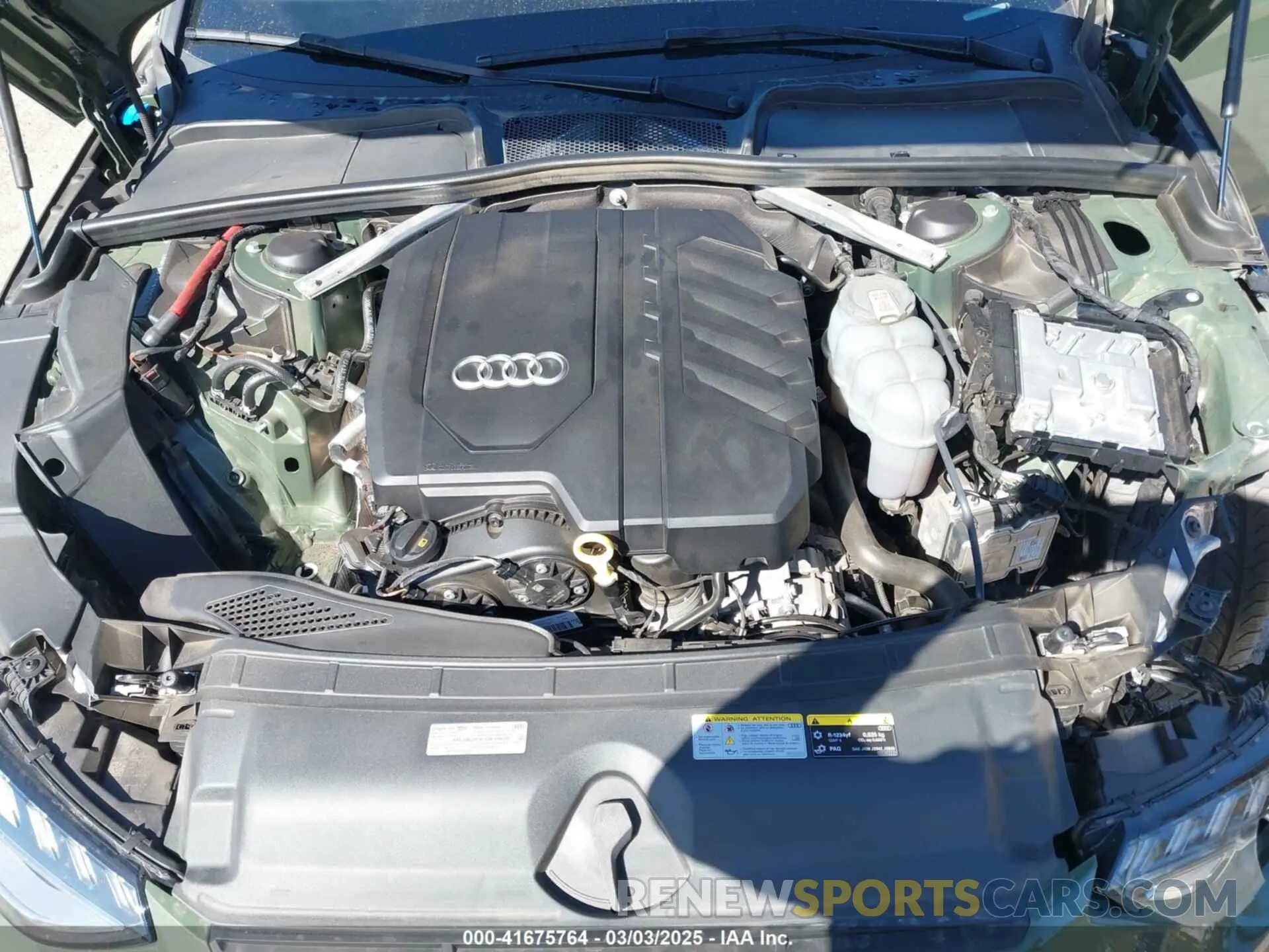 10 fotografías del automóvil dañado WAUEAAF48PN022647 AUDI A4 2023