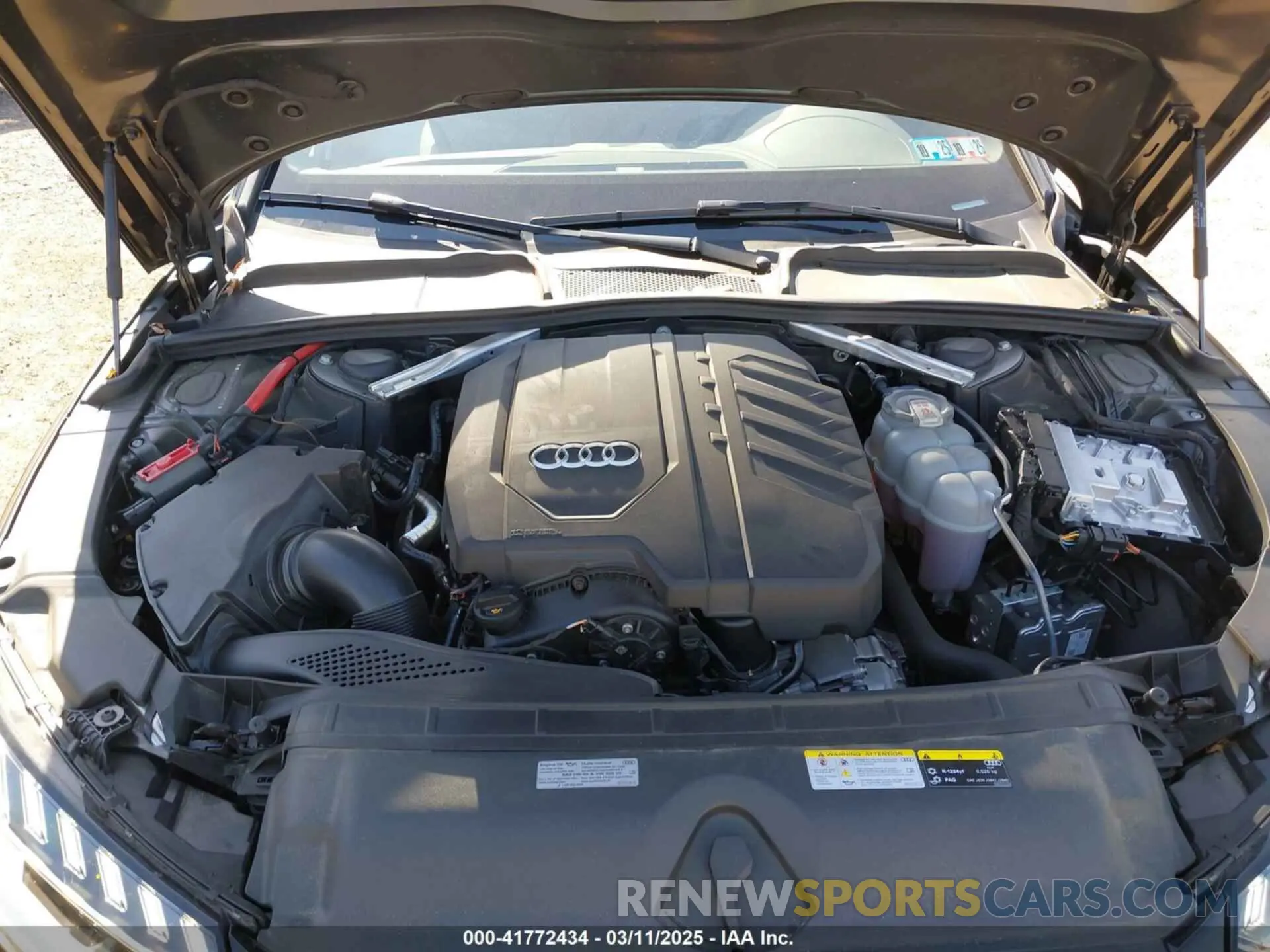 10 fotografías del automóvil dañado WAUEAAF49PA001586 AUDI A4 2023