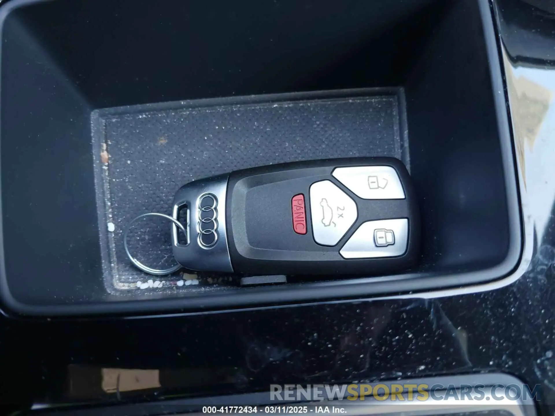 11 fotografías del automóvil dañado WAUEAAF49PA001586 AUDI A4 2023