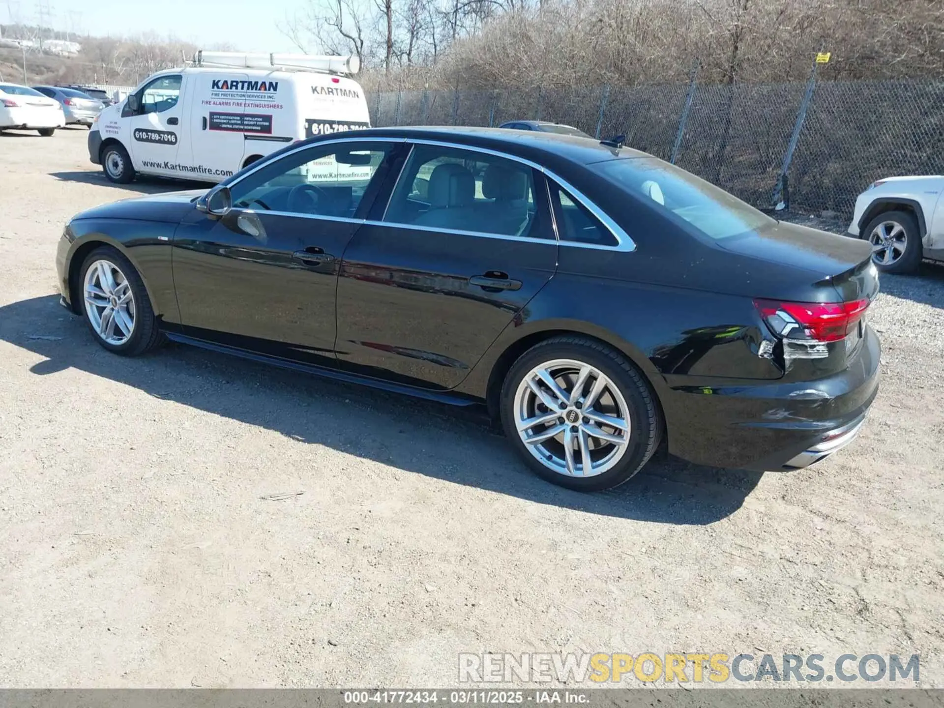 3 fotografías del automóvil dañado WAUEAAF49PA001586 AUDI A4 2023