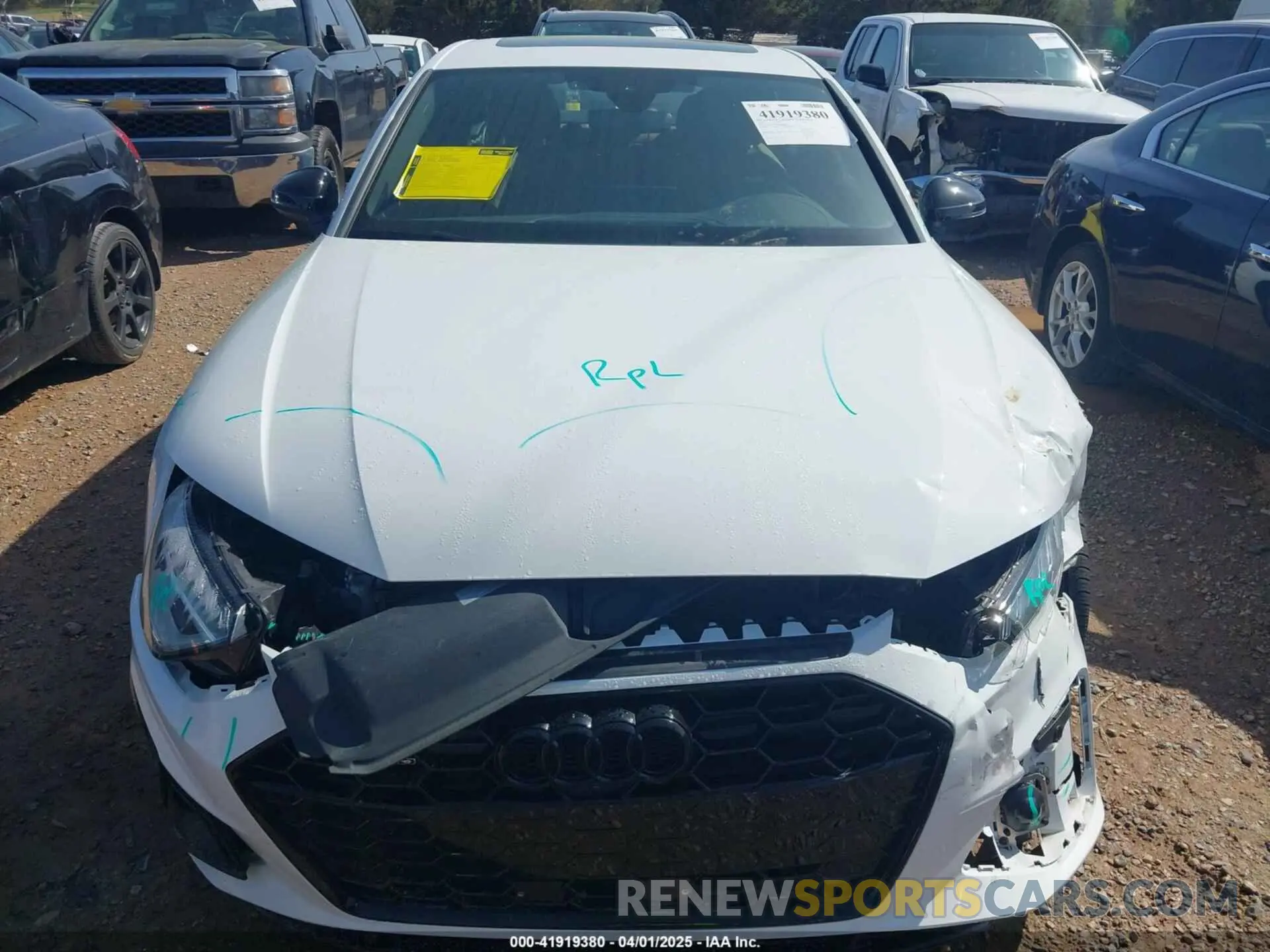 12 fotografías del automóvil dañado WAUEAAF49PA026939 AUDI A4 2023