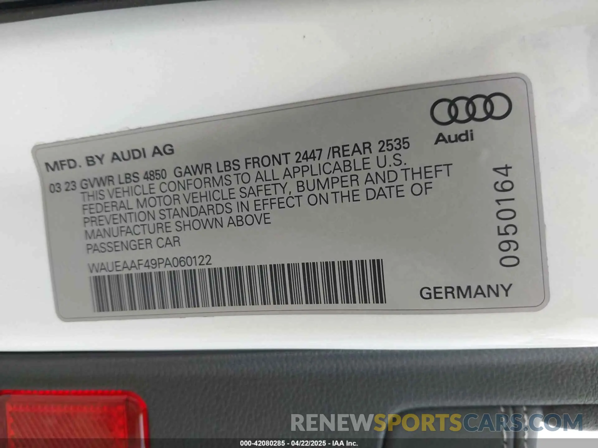9 fotografías del automóvil dañado WAUEAAF49PA060122 AUDI A4 2023