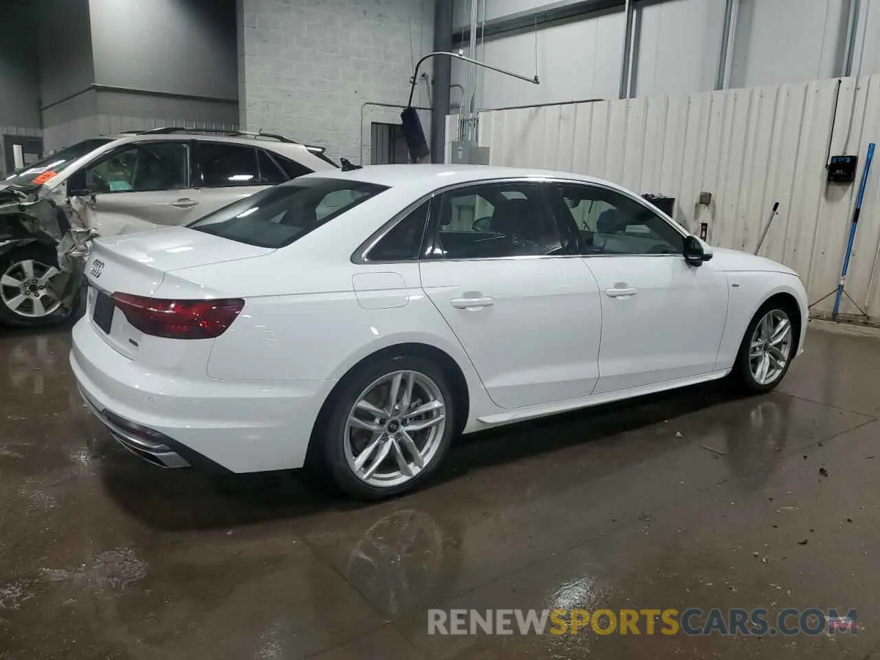 3 fotografías del automóvil dañado WAUEAAF49PN006909 AUDI A4 2023