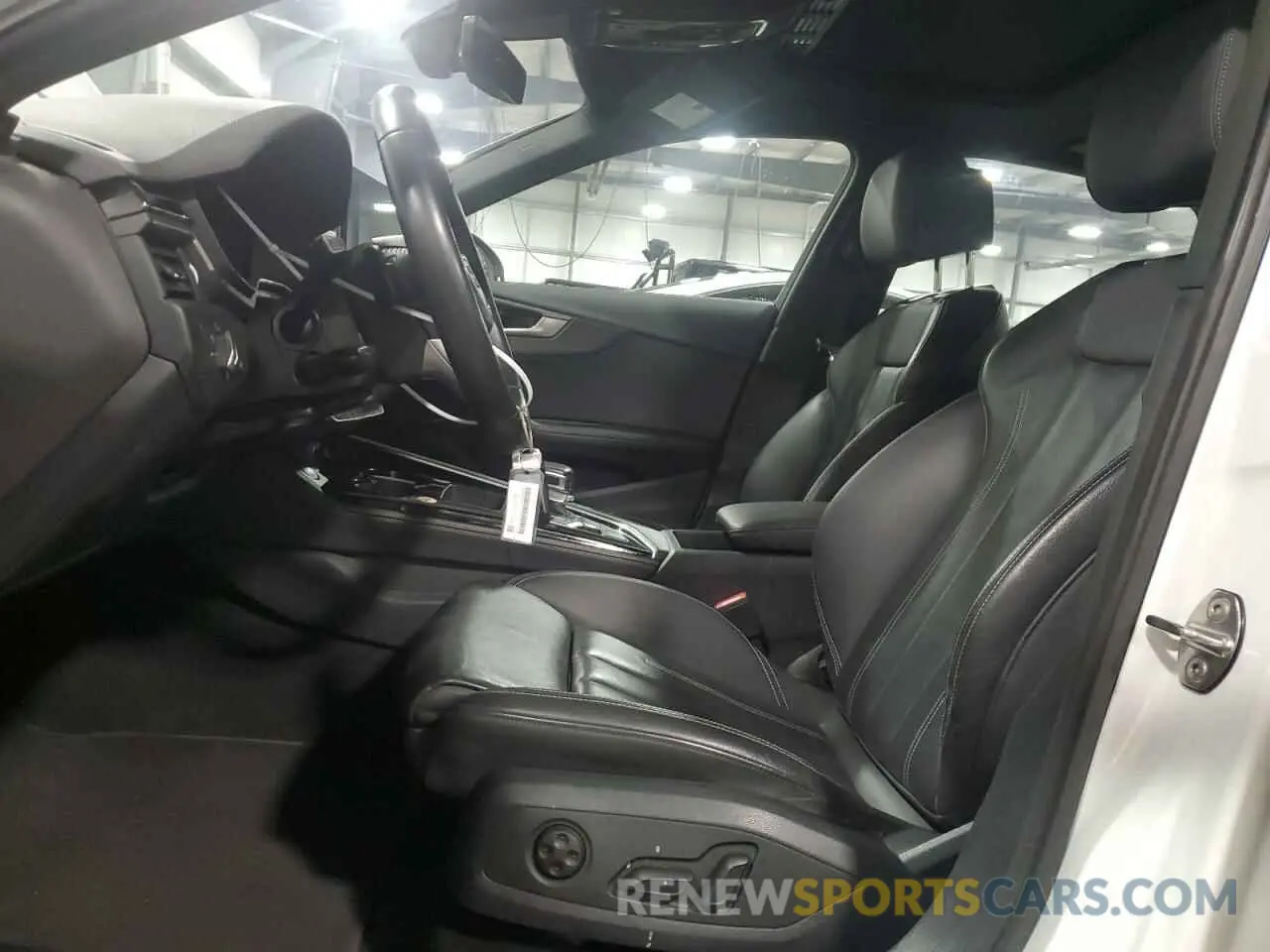 7 fotografías del automóvil dañado WAUEAAF49PN006909 AUDI A4 2023
