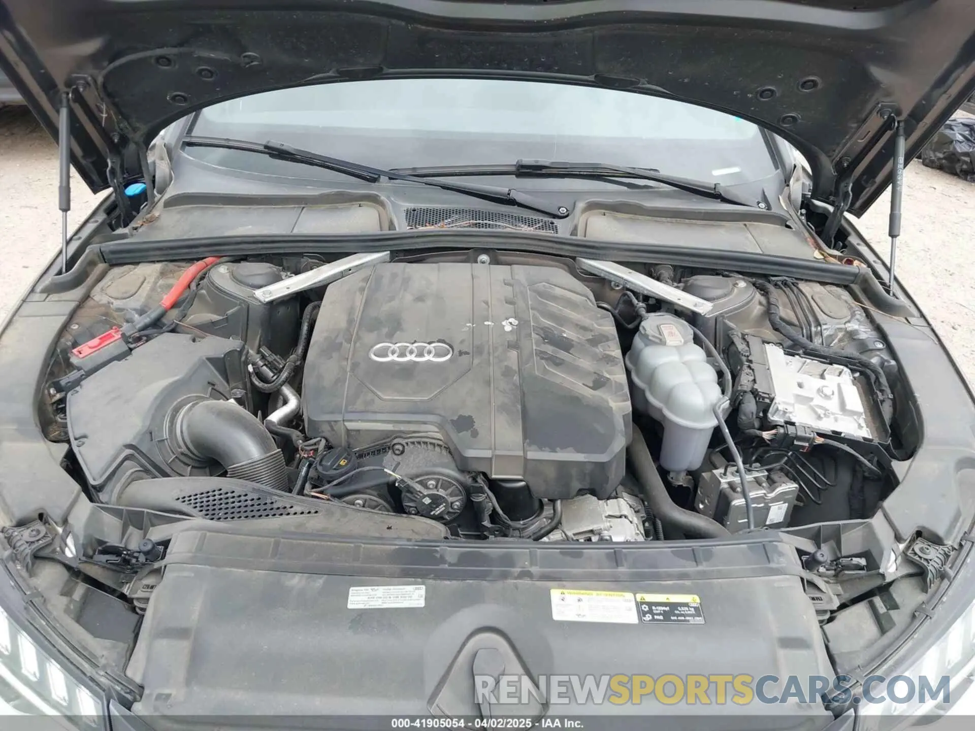 10 fotografías del automóvil dañado WAUEAAF4XPN006143 AUDI A4 2023
