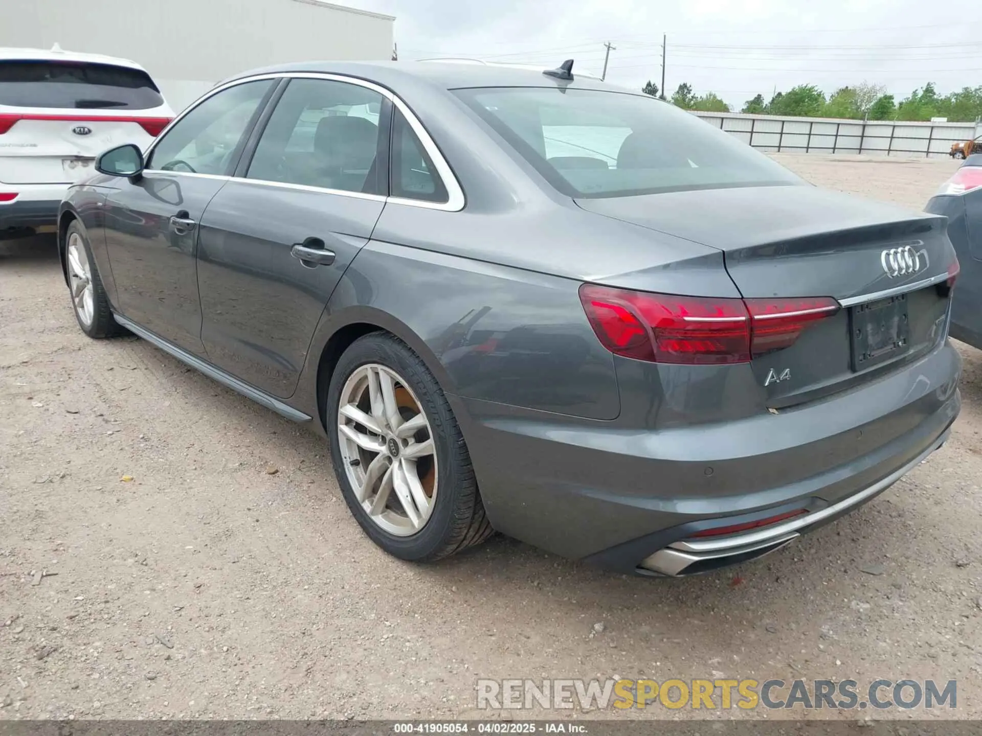 3 fotografías del automóvil dañado WAUEAAF4XPN006143 AUDI A4 2023
