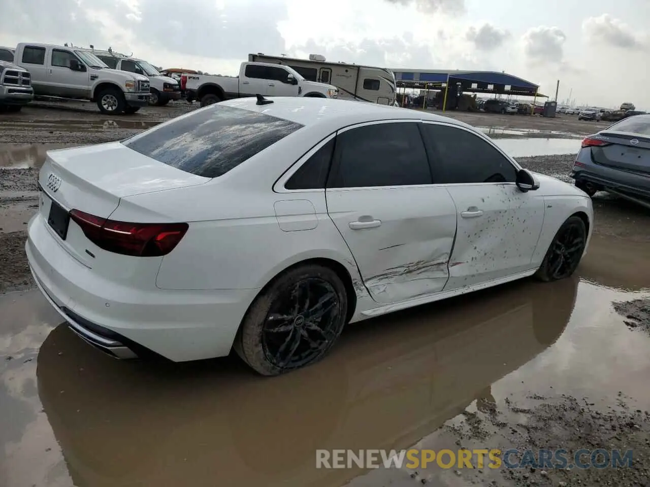 3 fotografías del automóvil dañado WAUEAAF4XPN006529 AUDI A4 2023