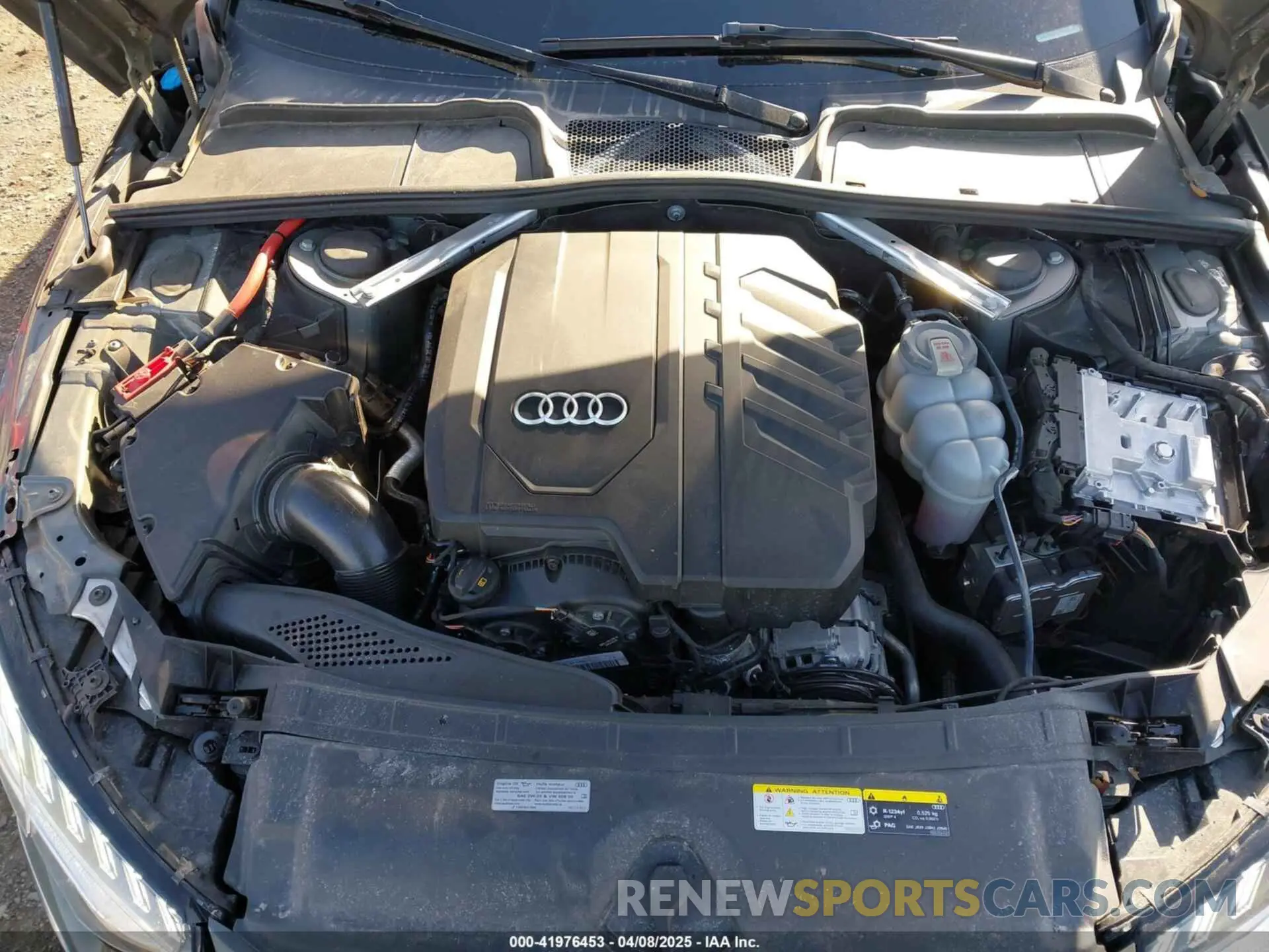 10 fotografías del automóvil dañado WAUFABF43PN008858 AUDI A4 2023