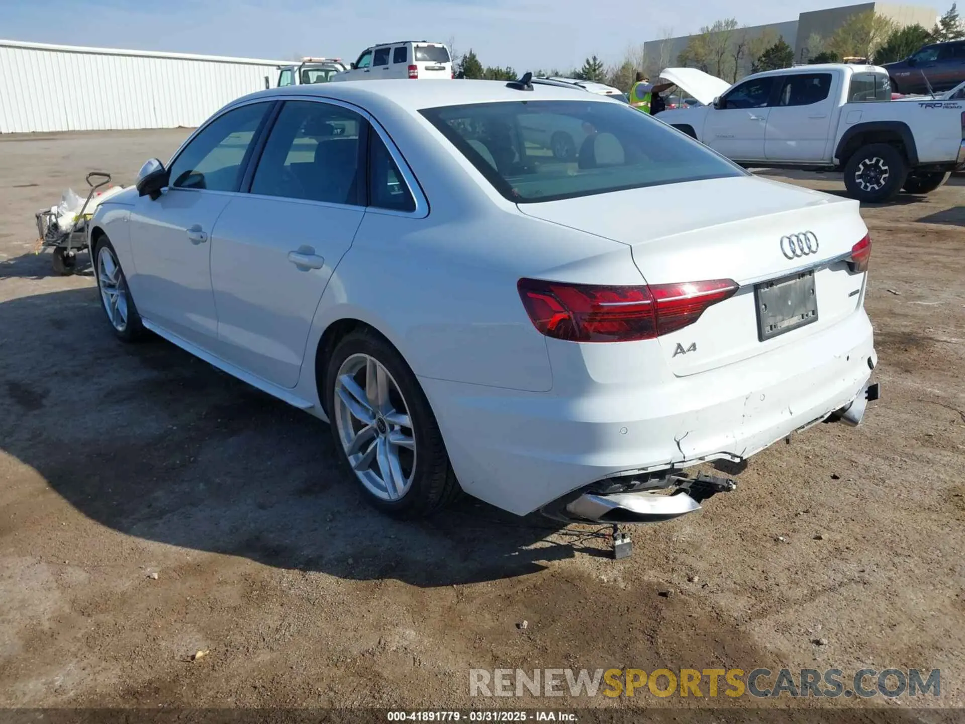 3 fotografías del automóvil dañado WAUEAAF41RN010407 AUDI A4 2024