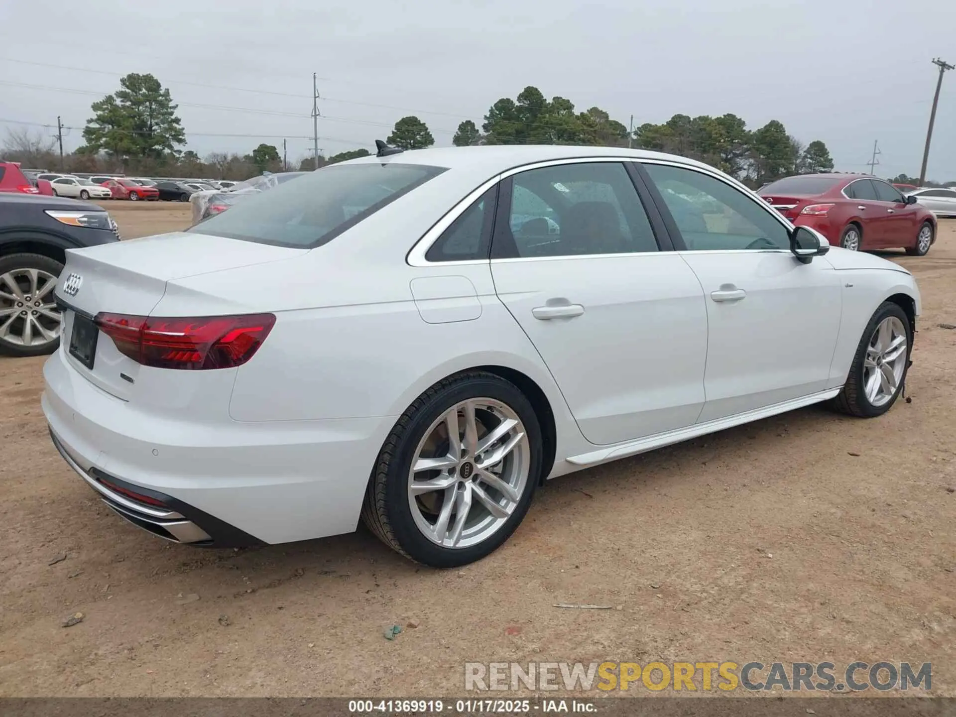 4 fotografías del automóvil dañado WAUEAAF42RN013607 AUDI A4 2024