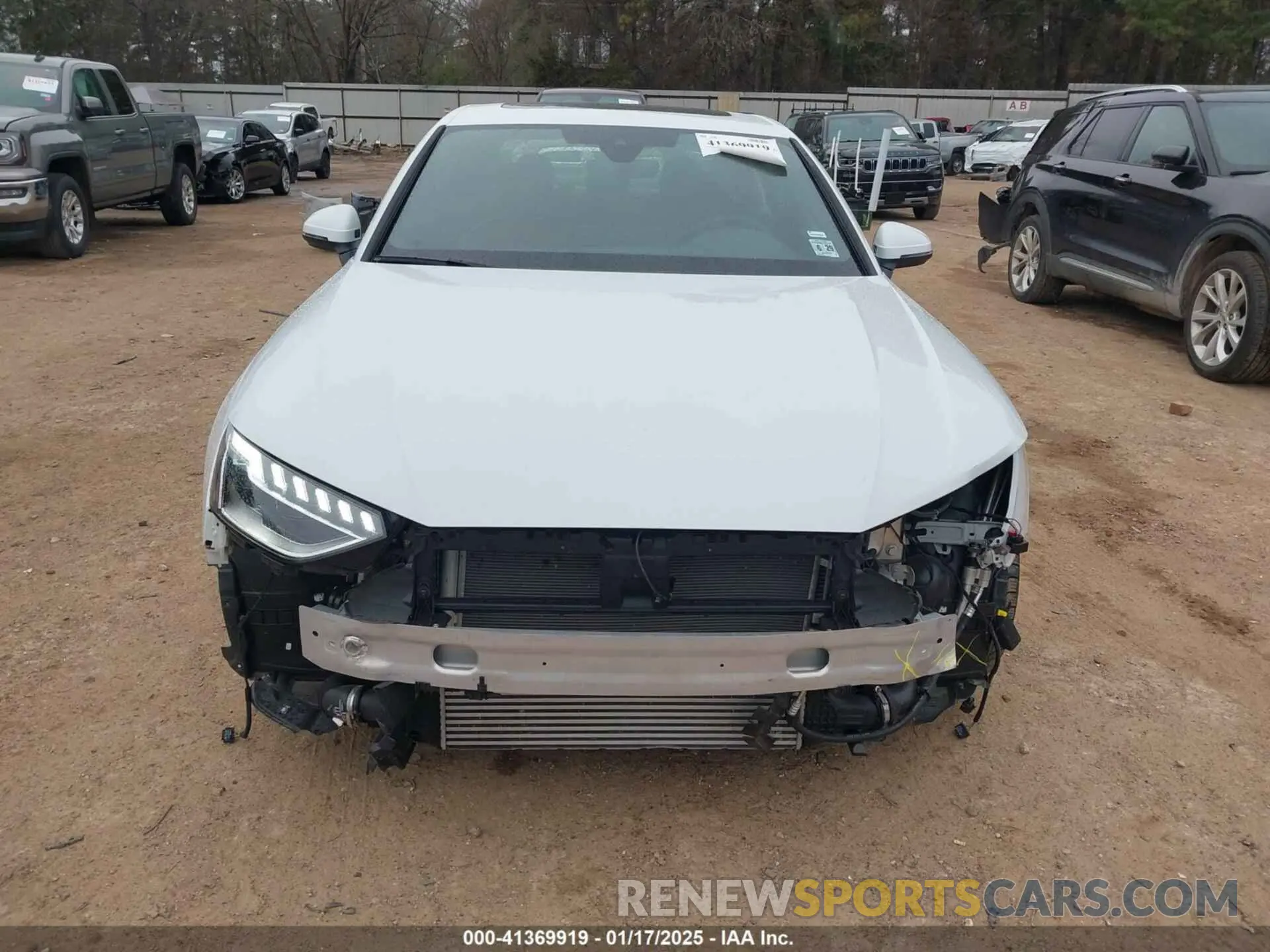6 fotografías del automóvil dañado WAUEAAF42RN013607 AUDI A4 2024