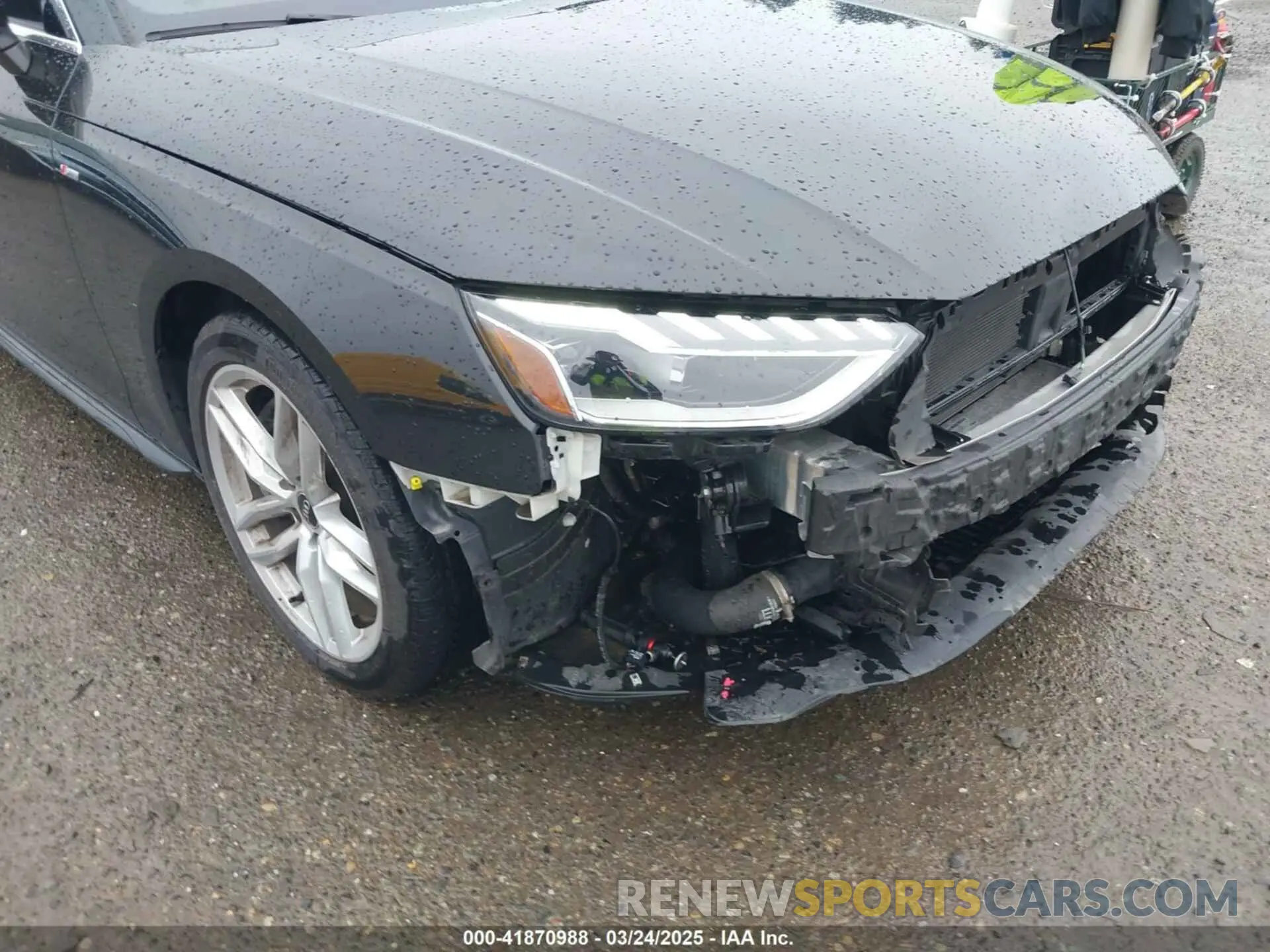19 fotografías del automóvil dañado WAUEAAF43RA058319 AUDI A4 2024