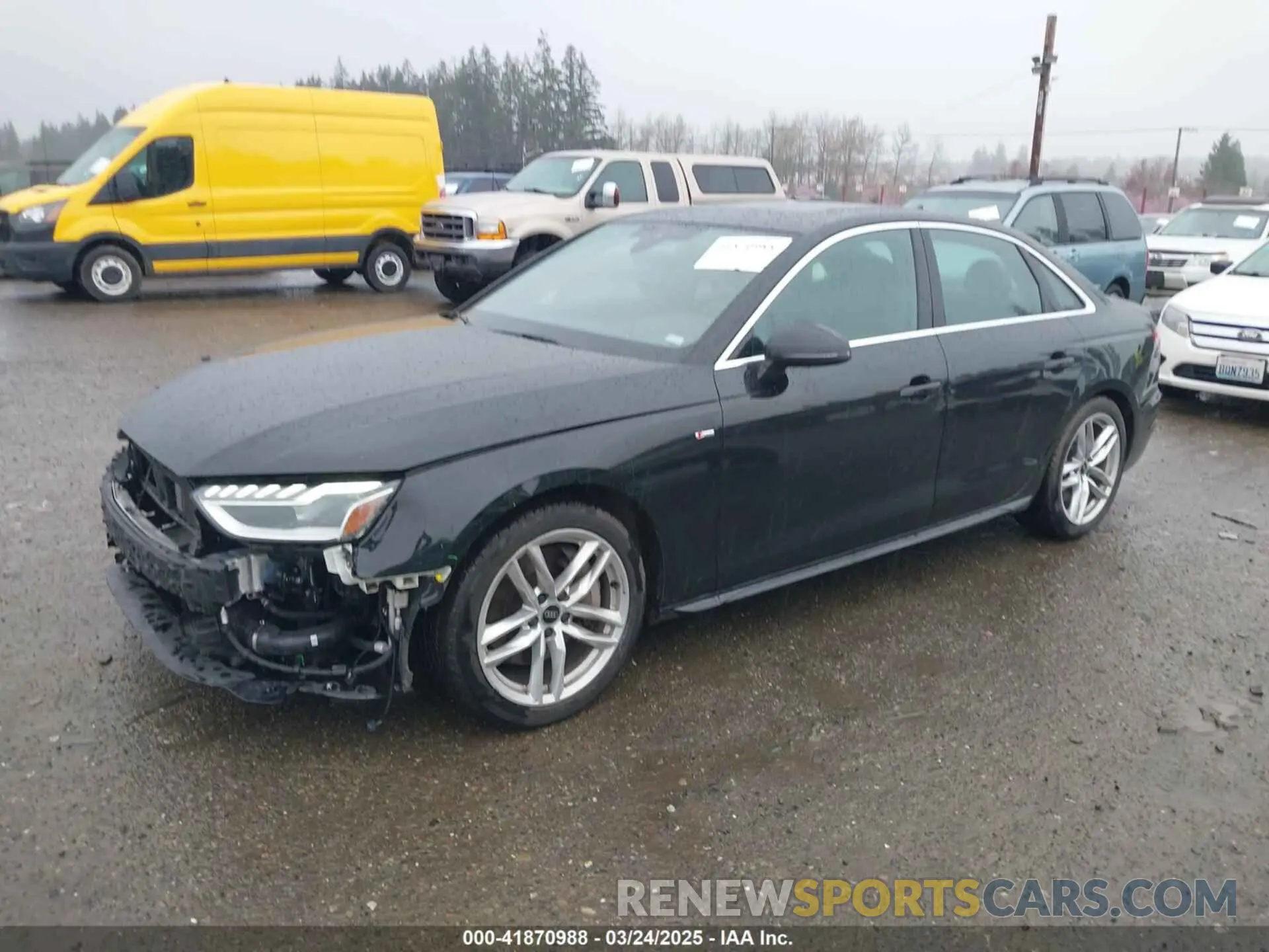 2 fotografías del automóvil dañado WAUEAAF43RA058319 AUDI A4 2024
