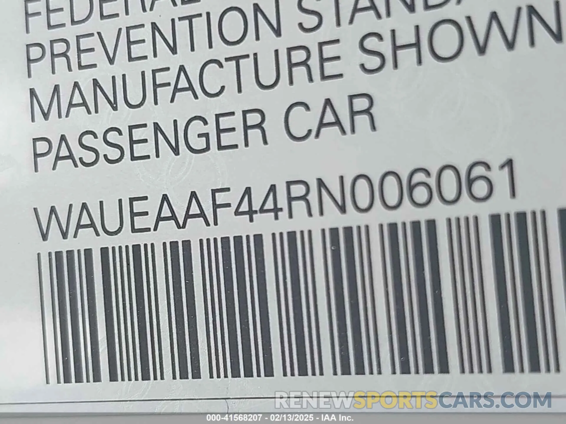 9 fotografías del automóvil dañado WAUEAAF44RN006061 AUDI A4 2024