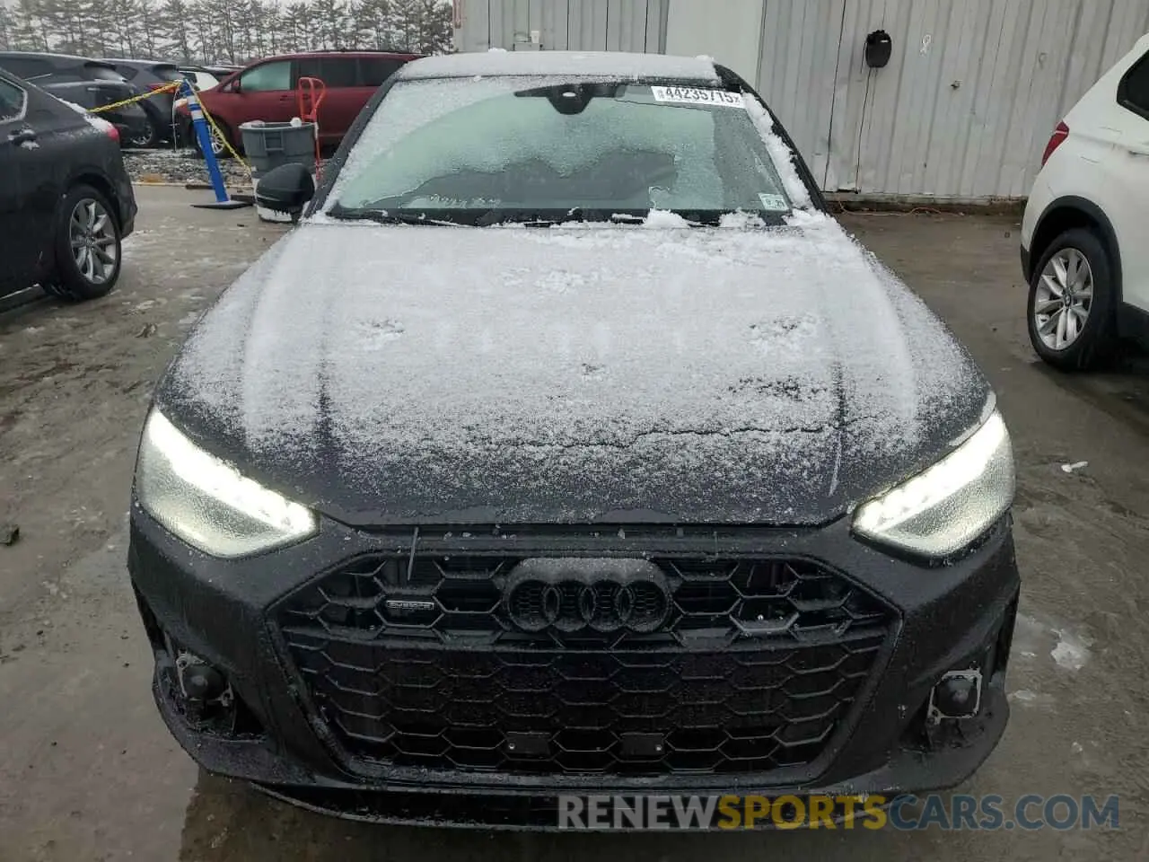 5 fotografías del automóvil dañado WAUEAAF45RN017540 AUDI A4 2024