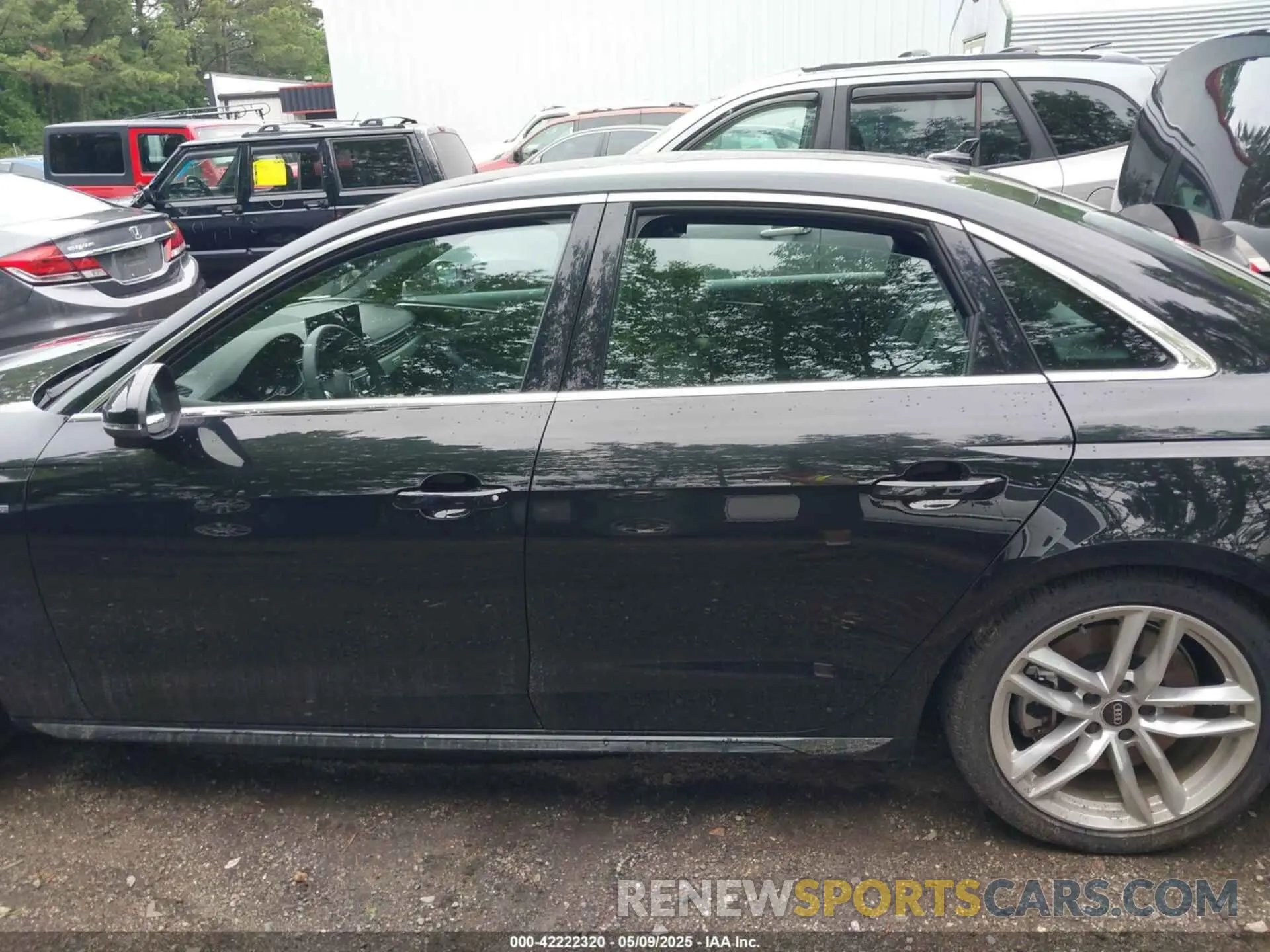 15 fotografías del automóvil dañado WAUEAAF47RN015613 AUDI A4 2024