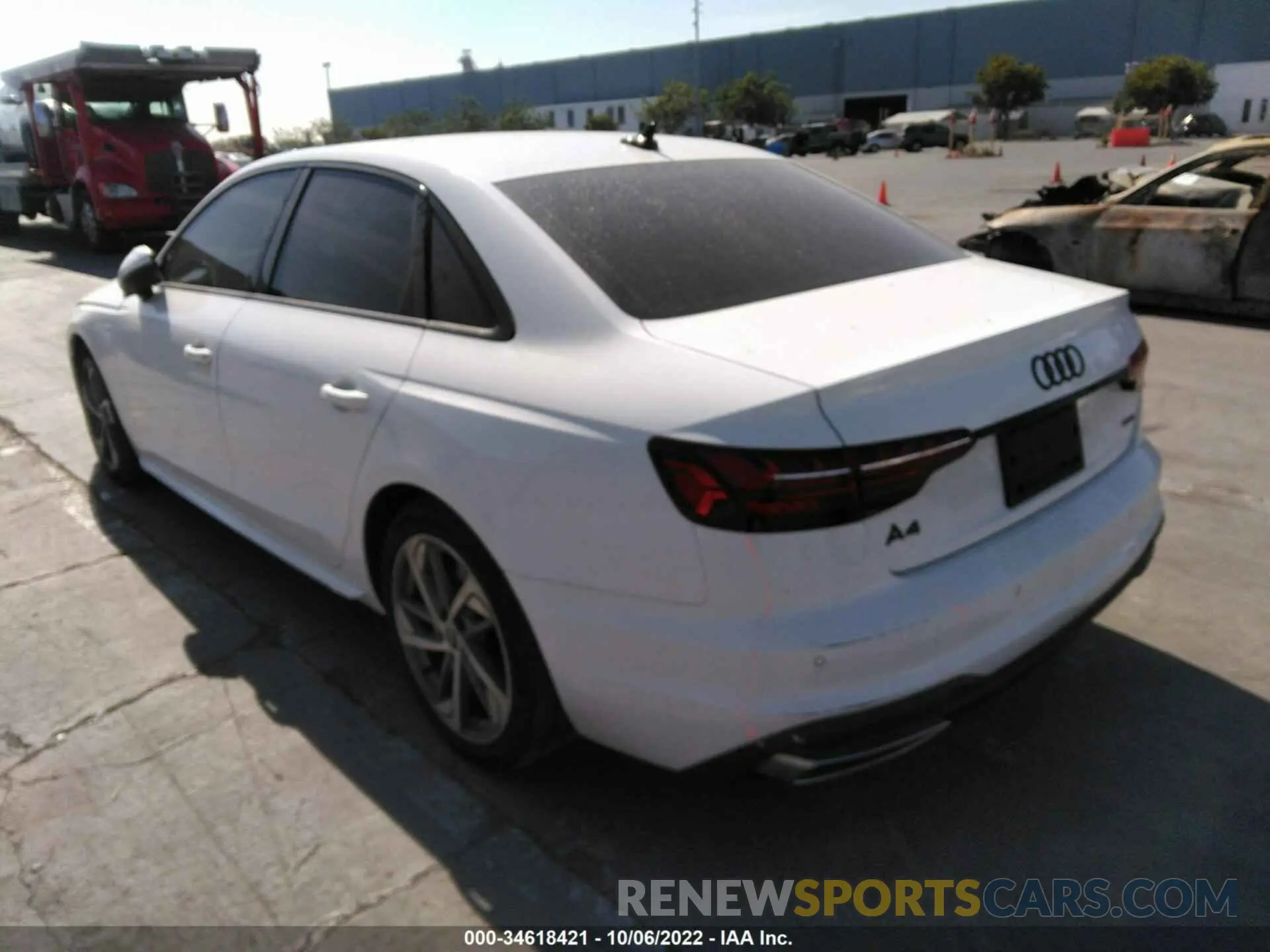 3 fotografías del automóvil dañado WAUEAAF46MA073633 AUDI A4 SEDAN 2021
