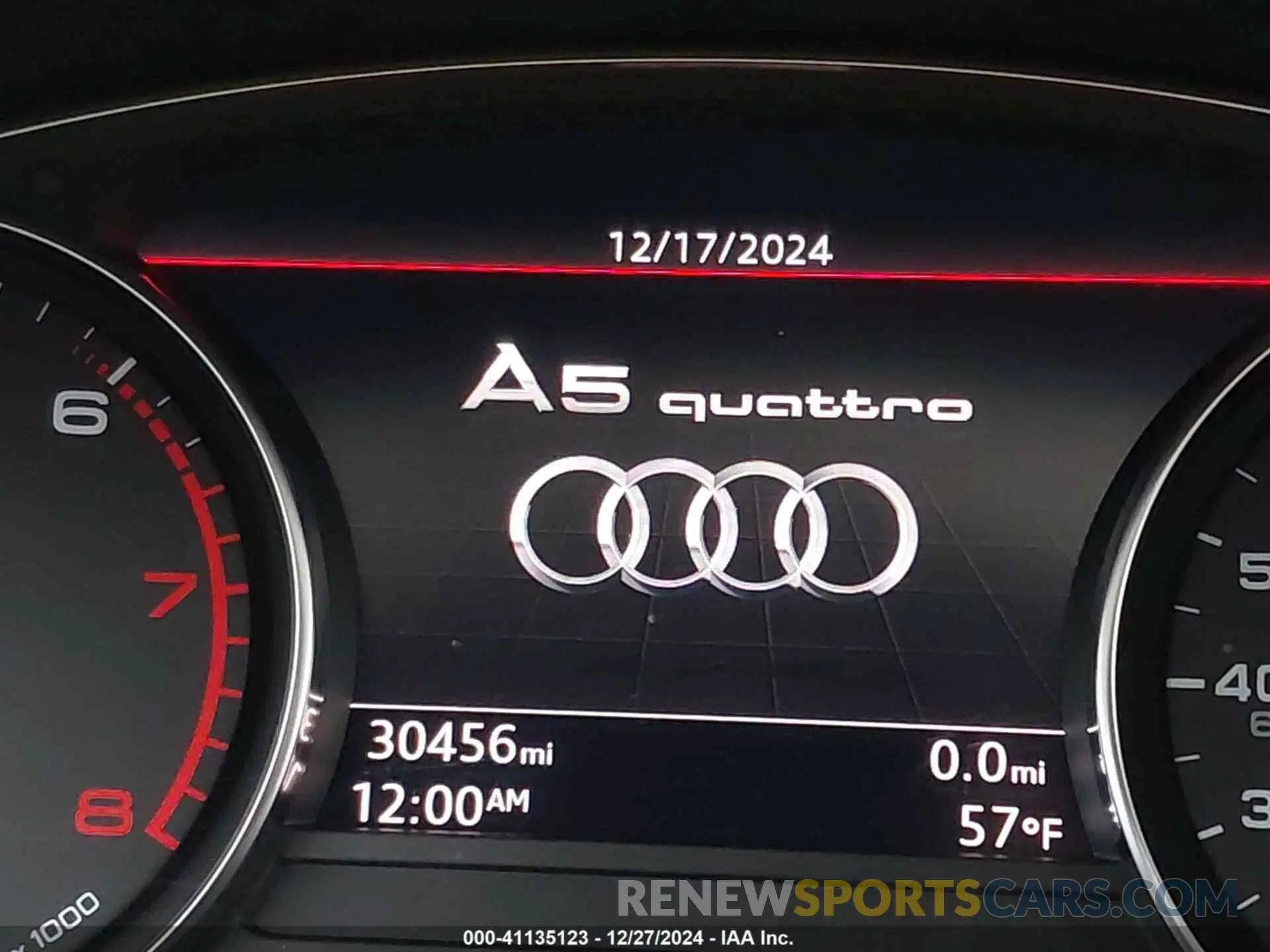 15 fotografías del automóvil dañado WAUANCF50KA072515 AUDI A5 2019