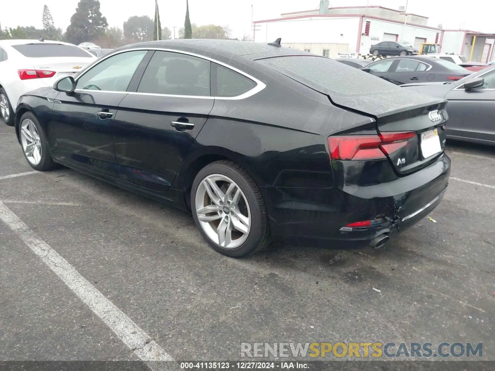 3 fotografías del automóvil dañado WAUANCF50KA072515 AUDI A5 2019